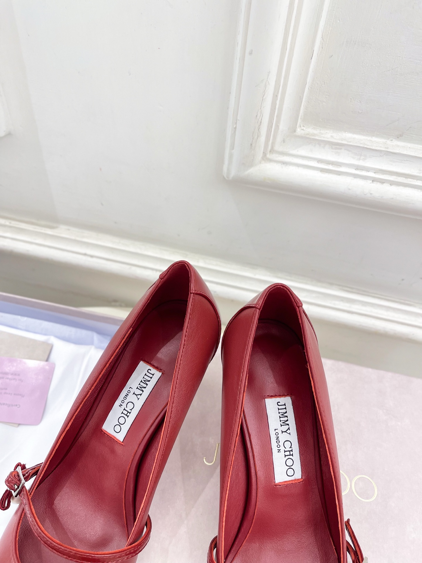 JimmyChoo✨吉米周 25ss ——— 2025BS春夏新品 专柜最新AREN PUM珍珠吊饰尖头