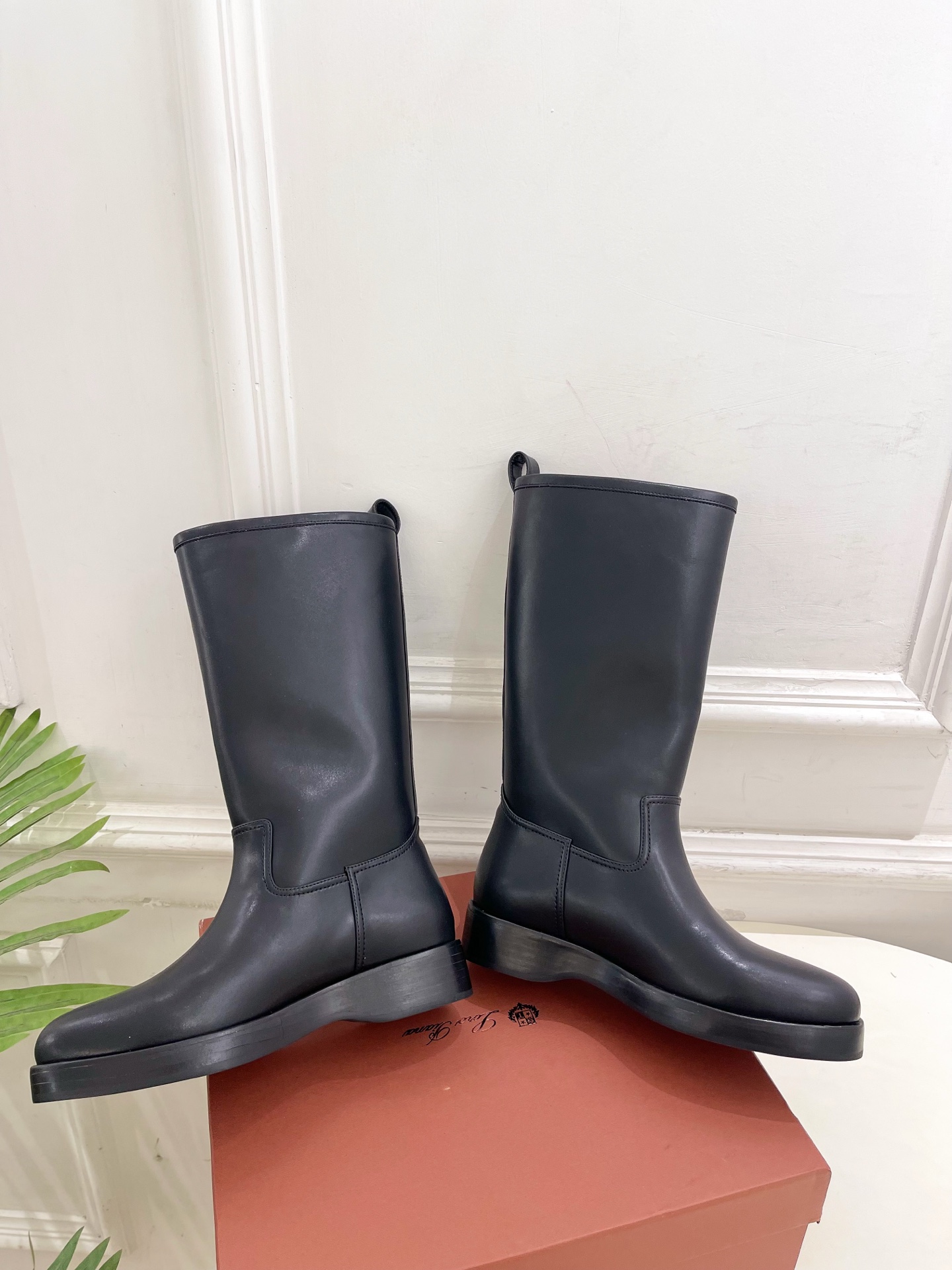 Loro Piana 乐悠翩雅 代购级别⚠️2025秋冬新品 复古简约中筒靴—————————LP是意大