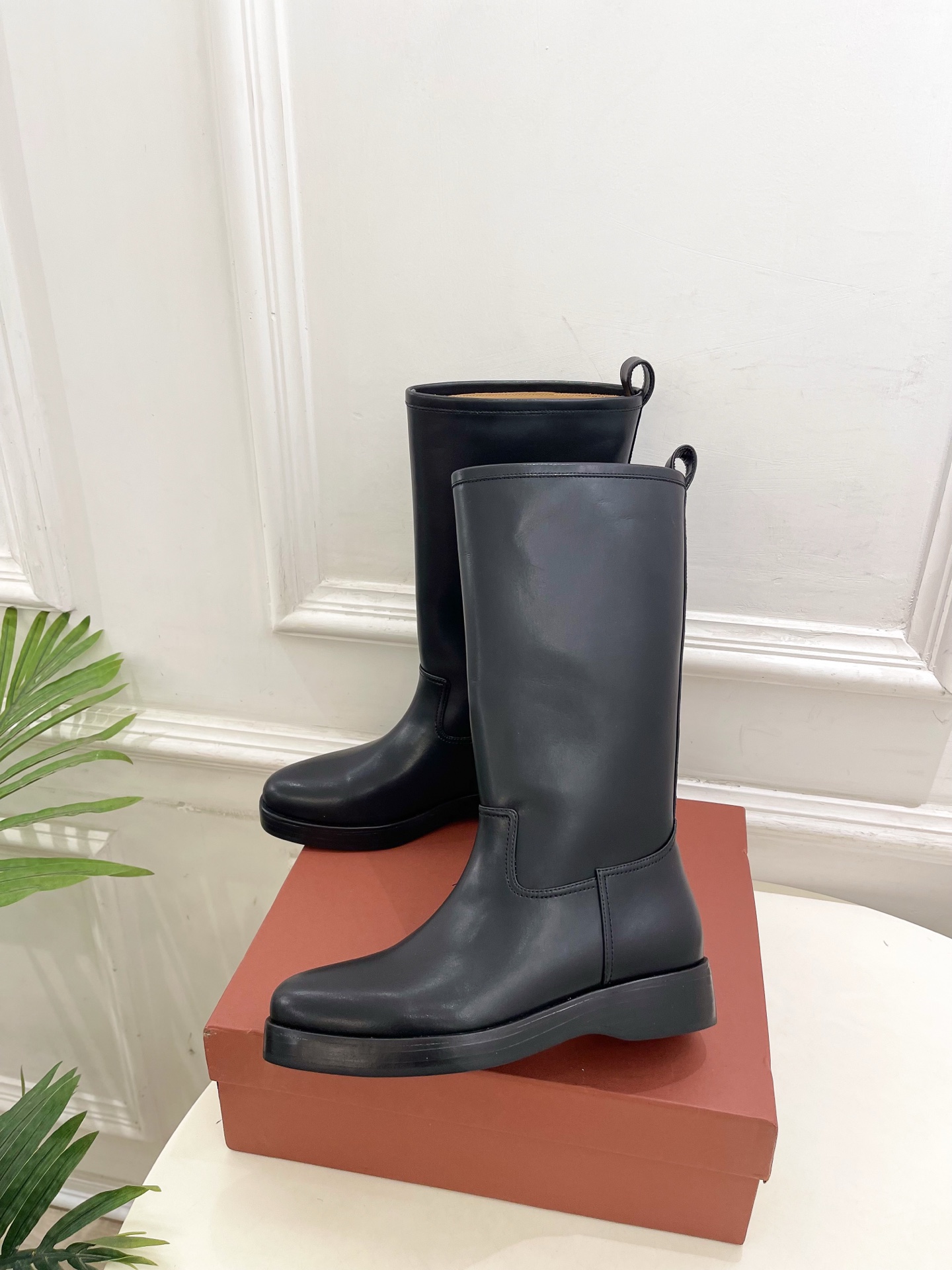 Loro Piana 乐悠翩雅 代购级别⚠️2025秋冬新品 复古简约中筒靴—————————LP是意大