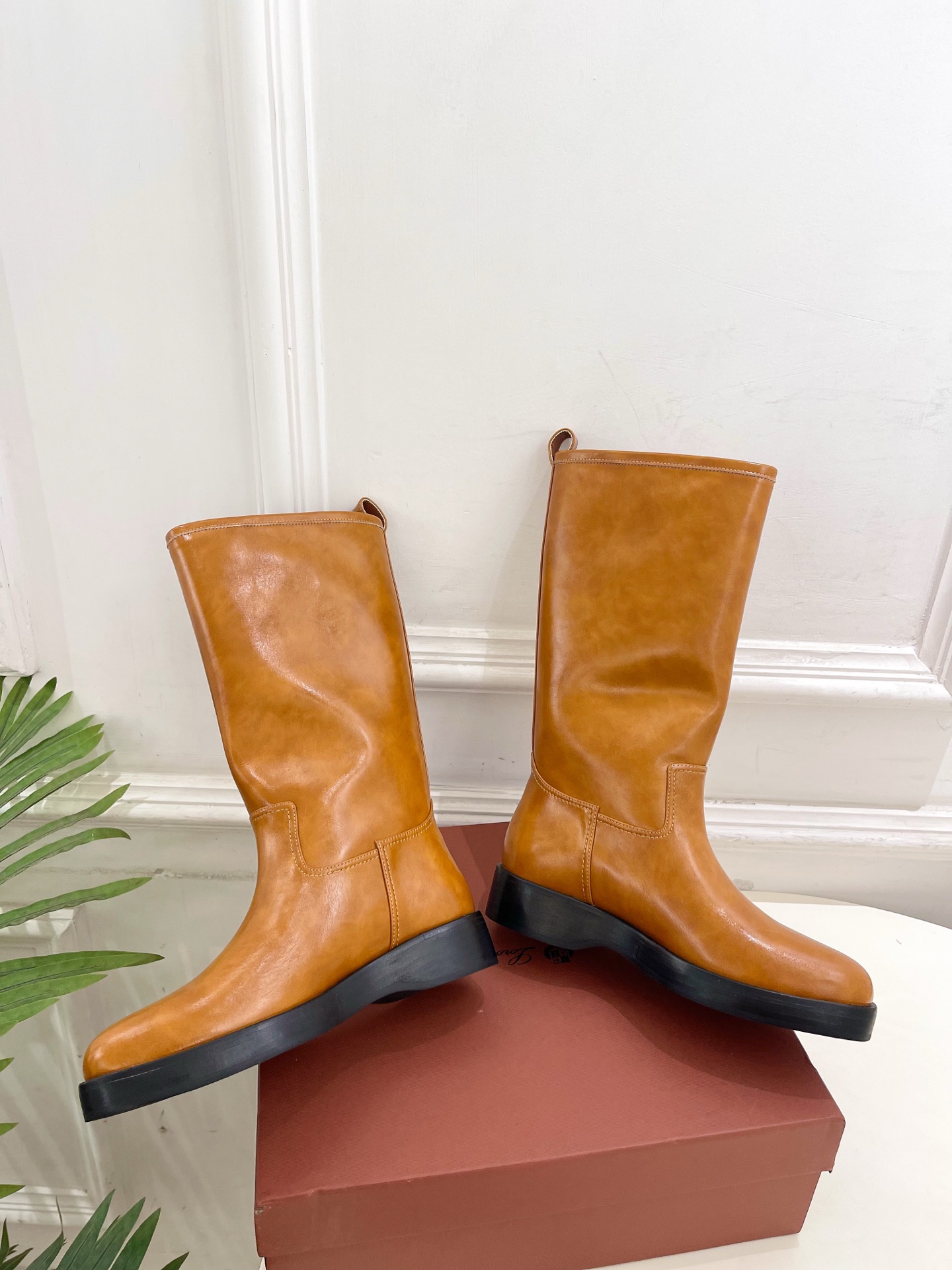 Loro Piana 乐悠翩雅 代购级别⚠️2025秋冬新品 复古简约中筒靴—————————LP是意大