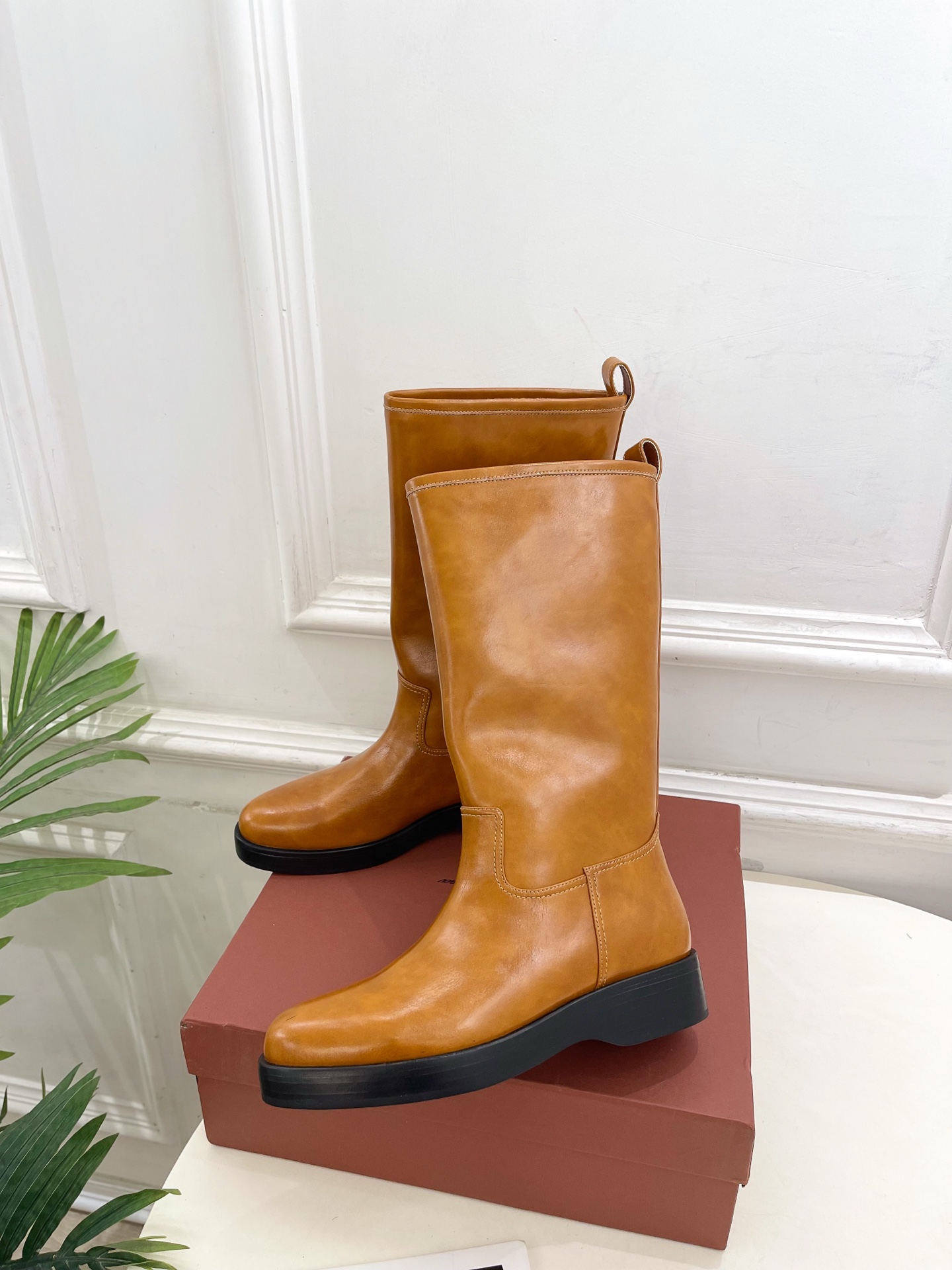 Loro Piana 乐悠翩雅 代购级别⚠️2025秋冬新品 复古简约中筒靴—————————LP是意大