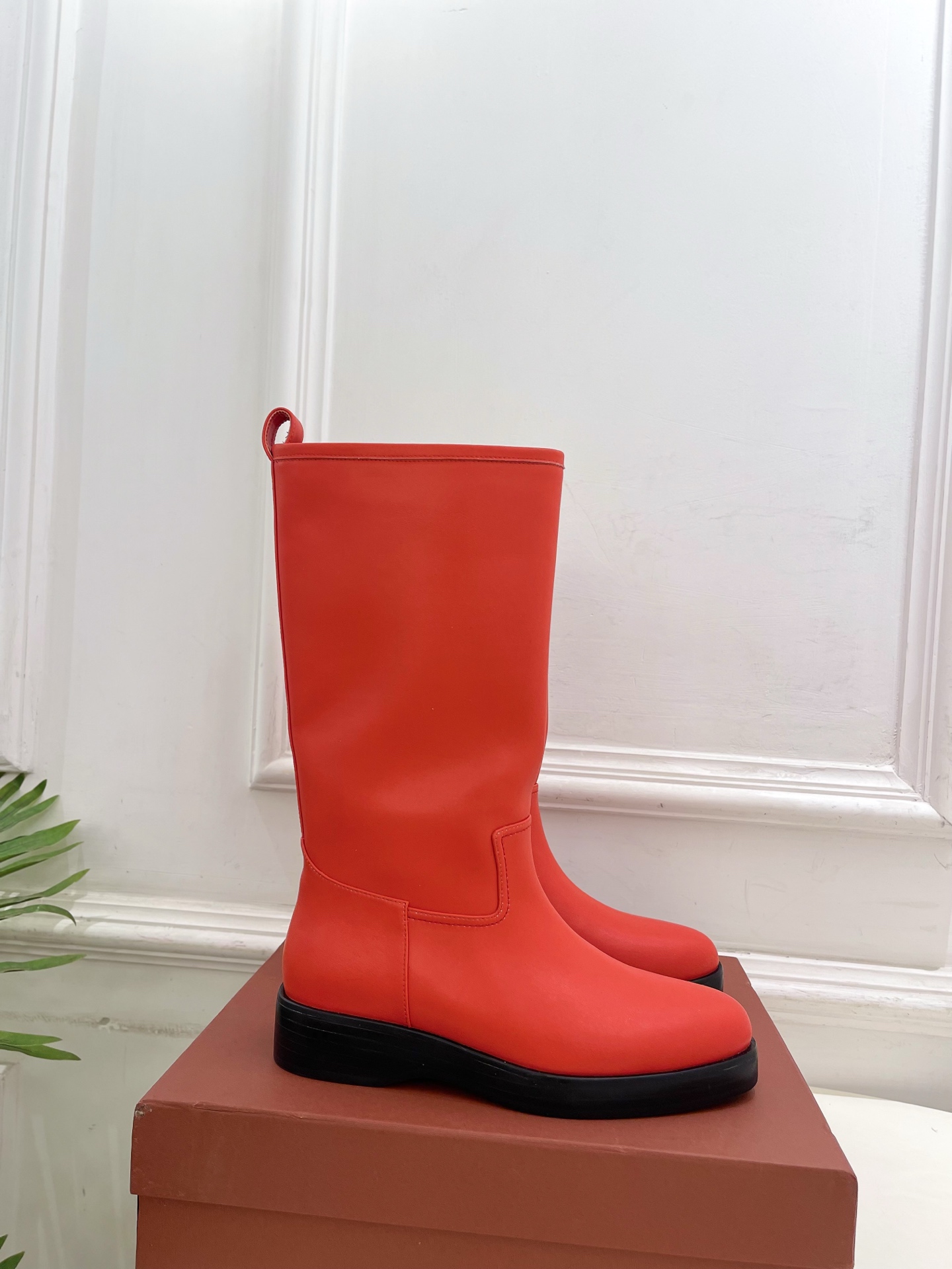 Loro Piana 乐悠翩雅 代购级别⚠️2025秋冬新品 复古简约中筒靴—————————LP是意大
