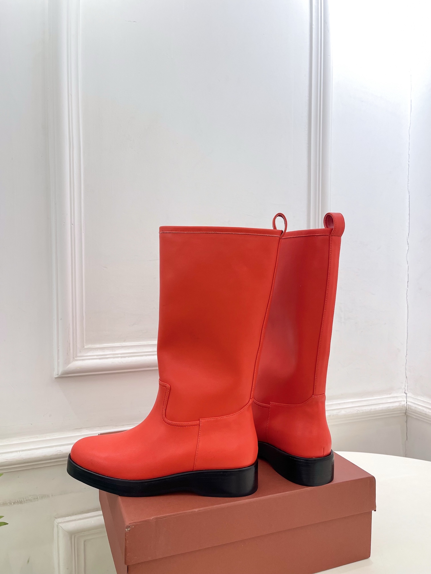 Loro Piana 乐悠翩雅 代购级别⚠️2025秋冬新品 复古简约中筒靴—————————LP是意大