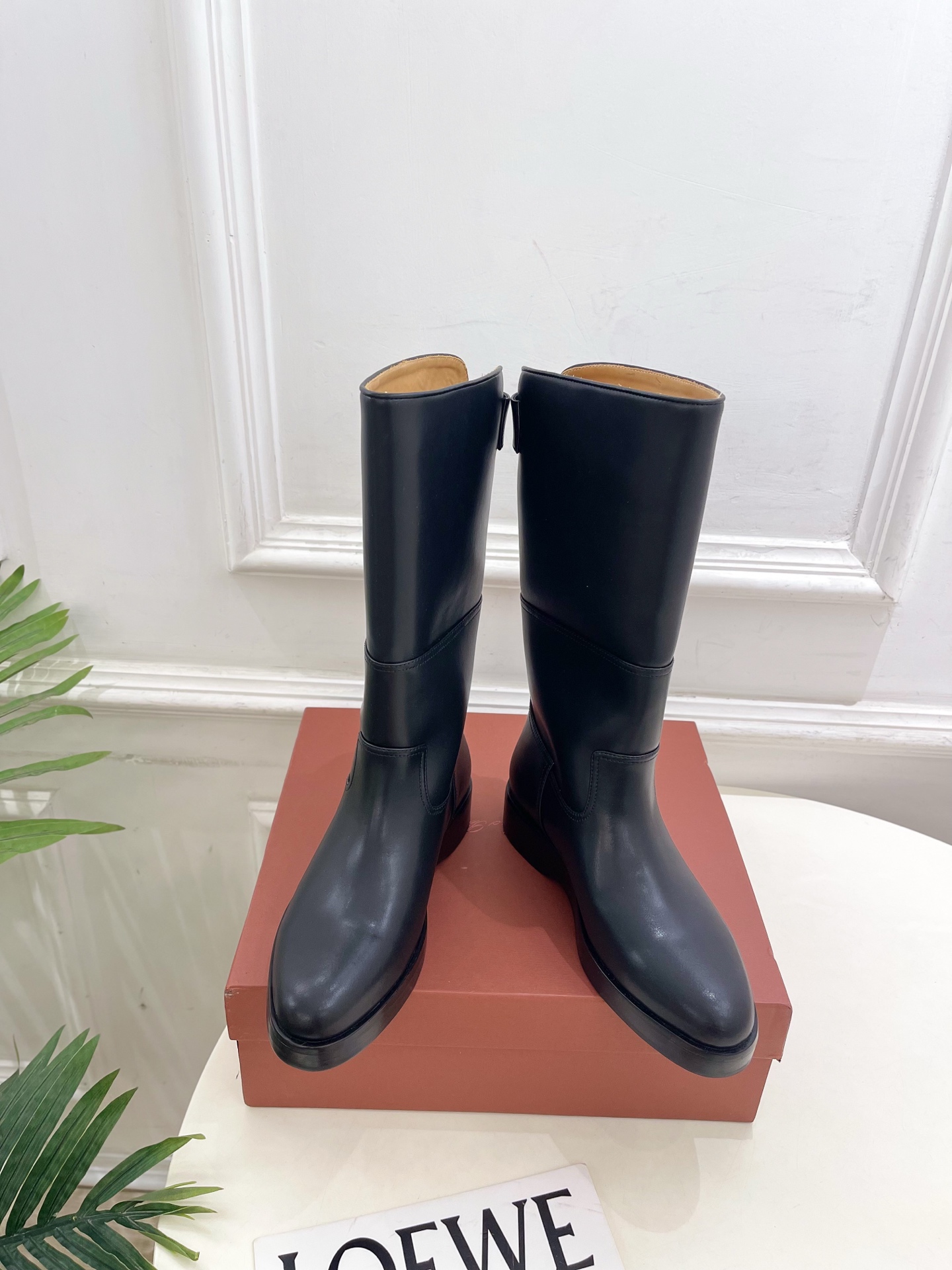 Loro Piana 乐悠翩雅 代购级别⚠️2025秋冬新品 复古简约扣带中筒靴—————————LP是