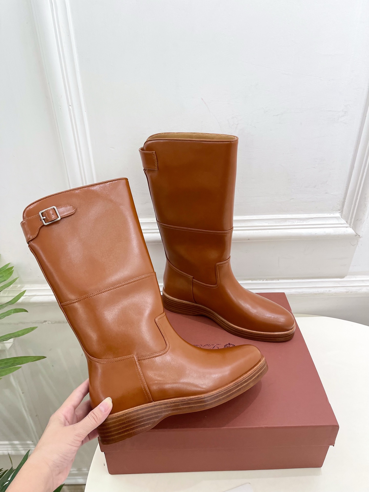 Loro Piana 乐悠翩雅 代购级别⚠️2025秋冬新品 复古简约扣带中筒靴—————————LP是