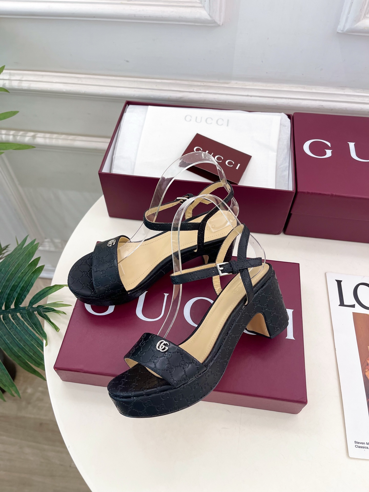 Gucci | 古驰 25𝐬𝐬 ⭐️ G家 主打系列终于面世，狠货值得期待！原有的经典 创造新设计 ✨❥