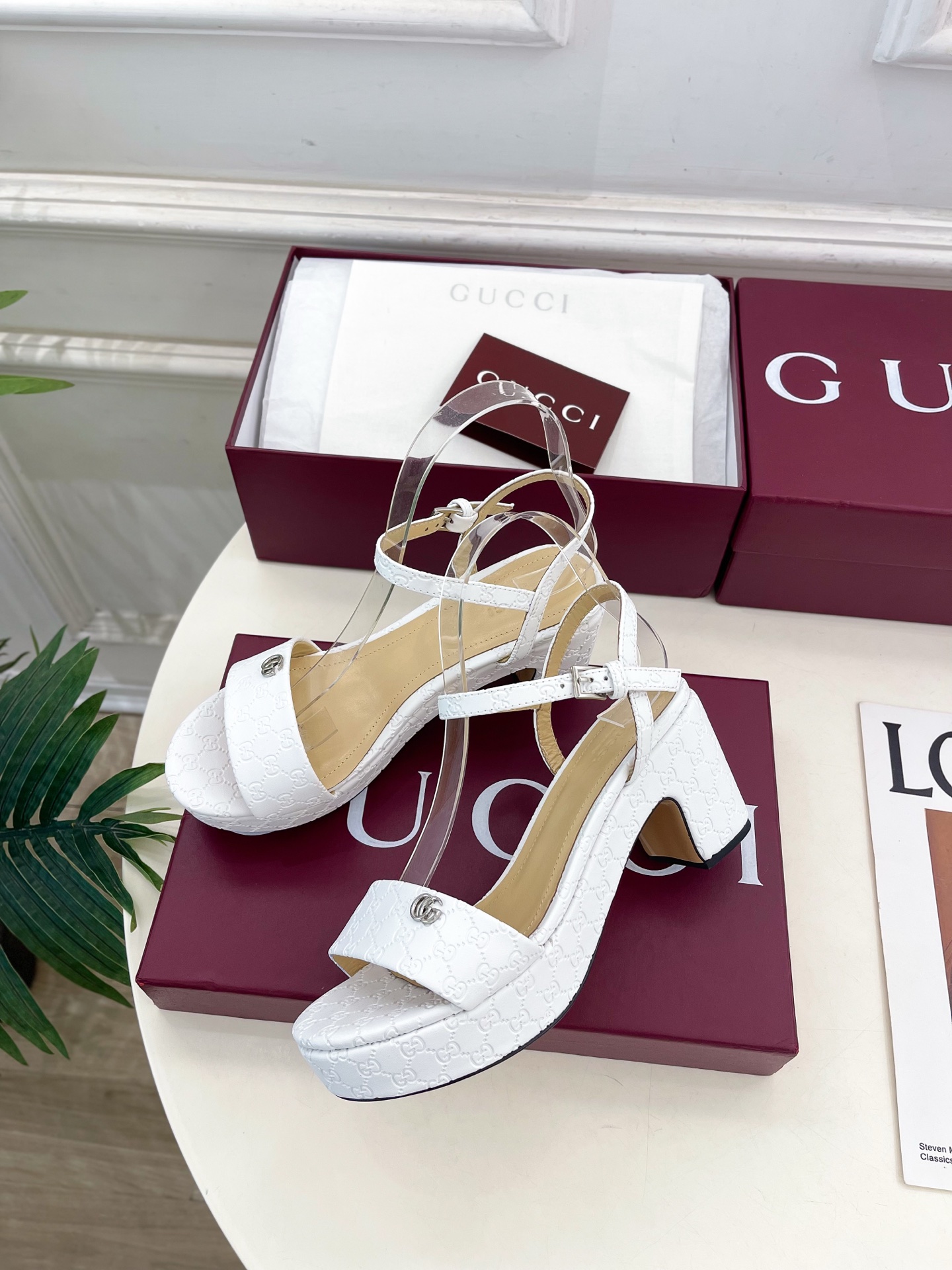 Gucci | 古驰 25𝐬𝐬 ⭐️ G家 主打系列终于面世，狠货值得期待！原有的经典 创造新设计 ✨❥