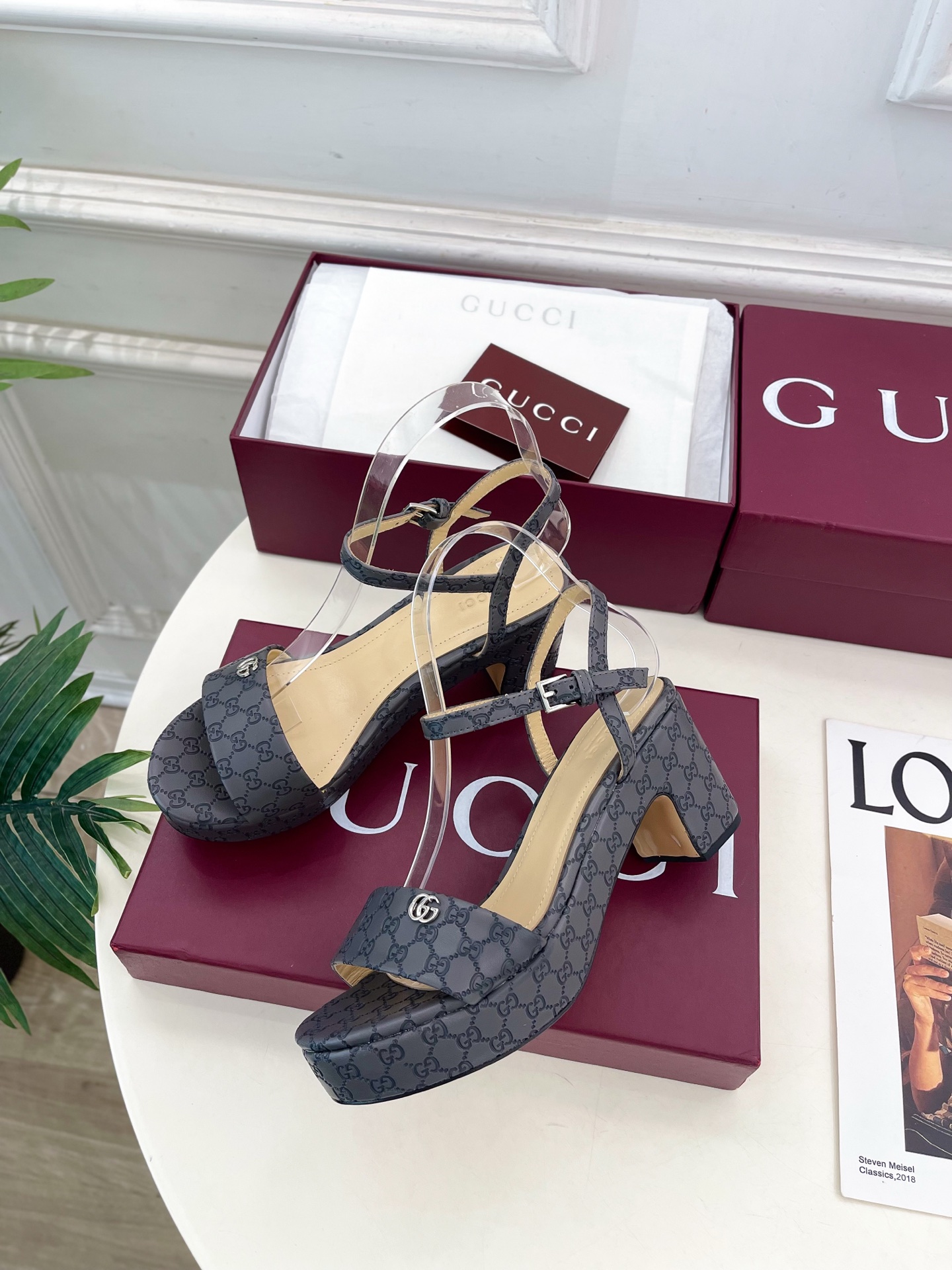 Gucci | 古驰 25𝐬𝐬 ⭐️ G家 主打系列终于面世，狠货值得期待！原有的经典 创造新设计 ✨❥
