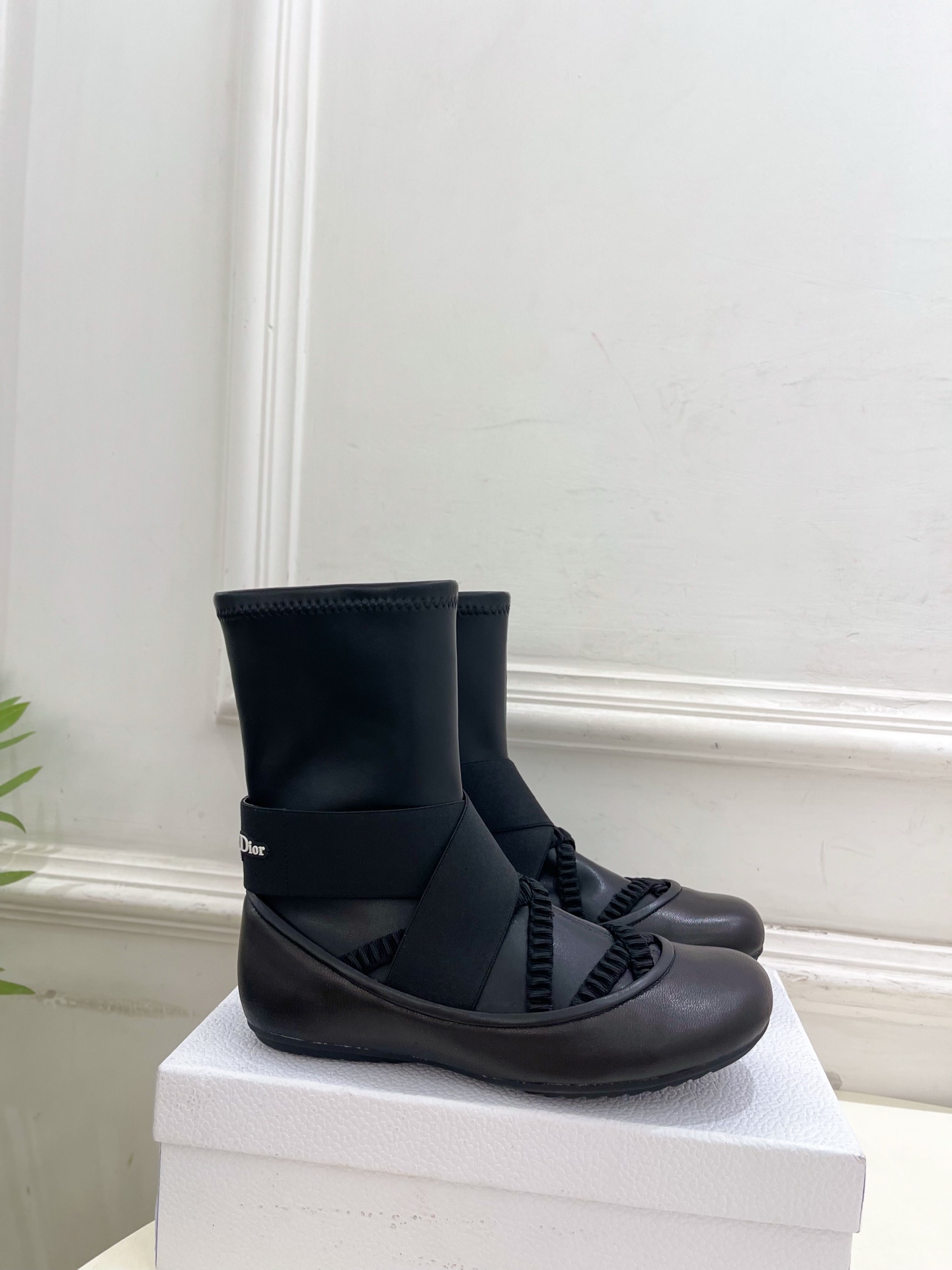Dior | 迪奥 25𝐬𝐬 🧡💚2025春夏新品 顶级版本⚠️专柜主打新款Dior Shade字母交叉