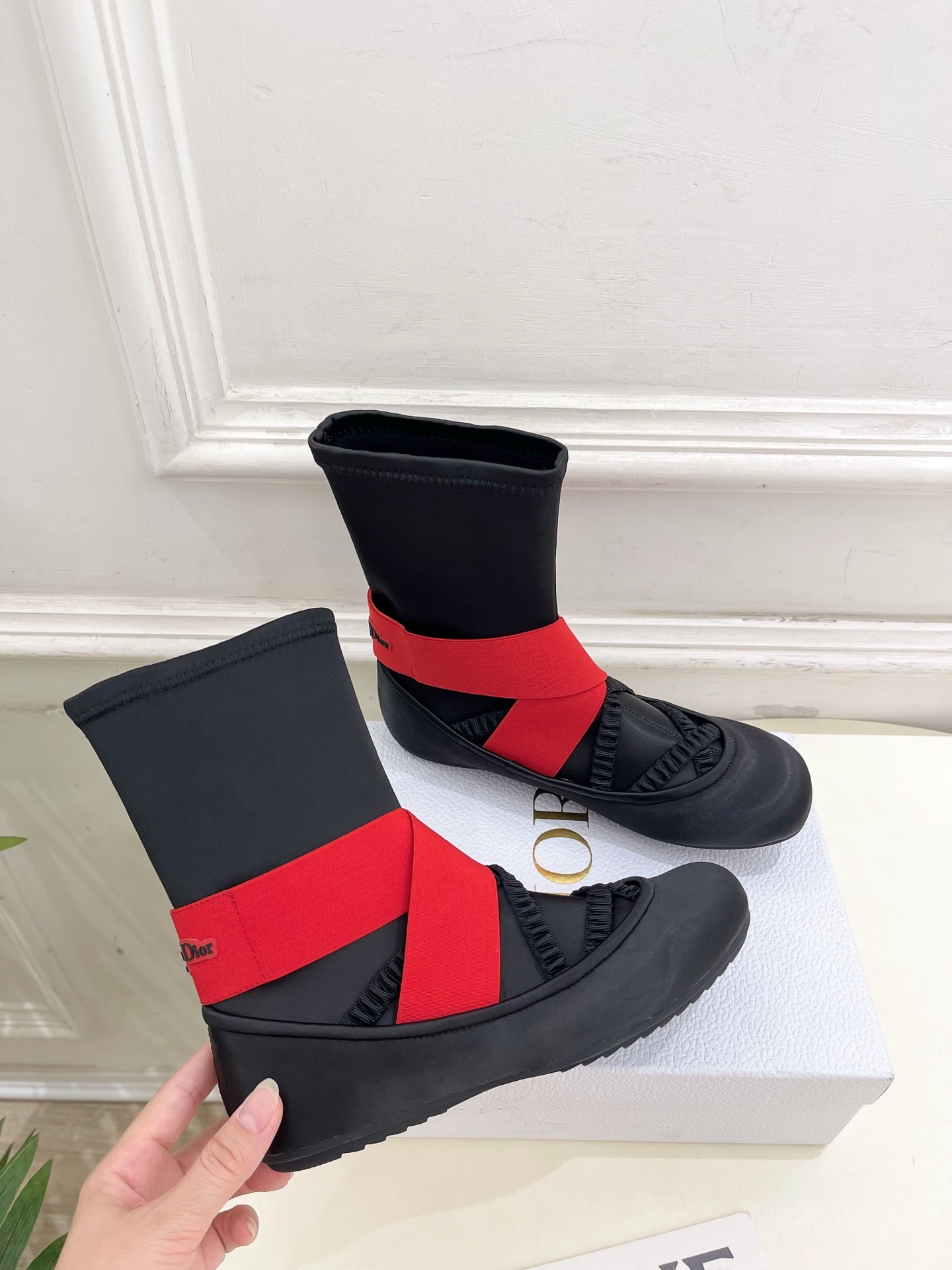 Dior | 迪奥 25𝐬𝐬 🧡💚2025春夏新品 顶级版本⚠️专柜主打新款Dior Shade字母交叉