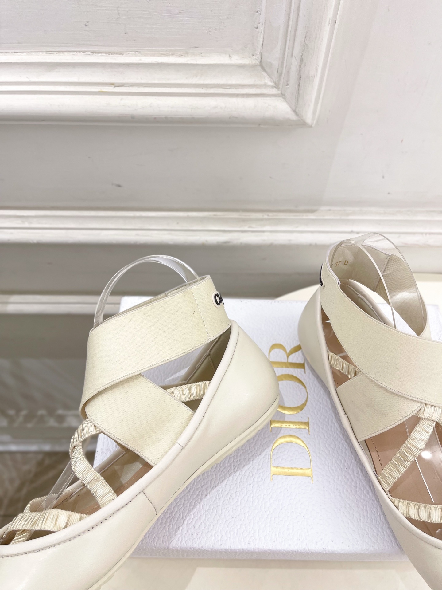 Dior | 迪奥 25𝐬𝐬 🧡💚2025春夏新品 顶级版本⚠️专柜主打新款 Dior Shade字母弹