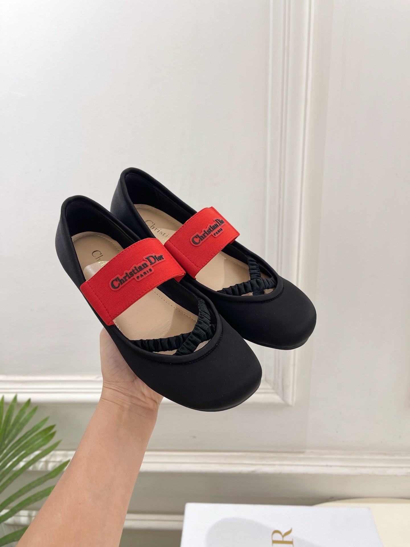 Dior | 迪奥 25𝐬𝐬 🧡💚2025春夏新品 顶级版本⚠️专柜主打新款 Dior Shade字母弹