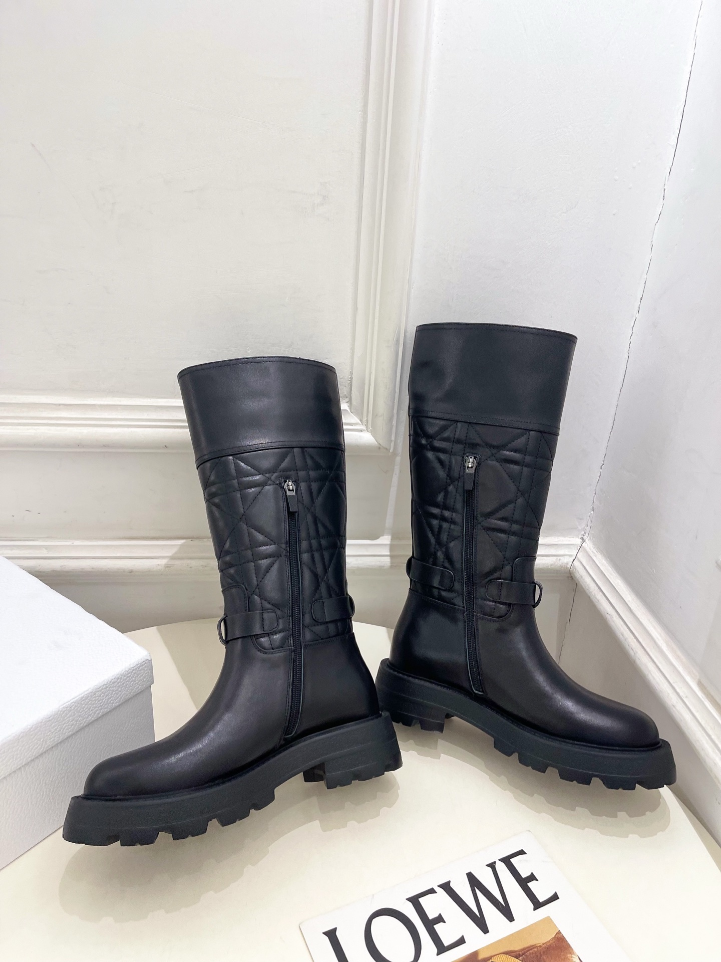 Dior | 迪奥 25𝐬𝐬🧡💚2025秋冬新品 顶级版本⚠️专柜主打新款D-Town科技面藤格纹长筒靴