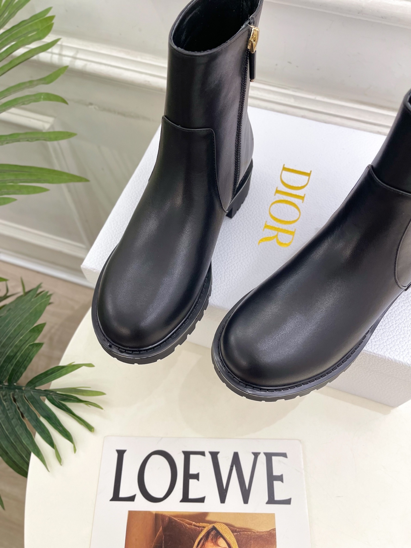 Dior | 迪奥 25𝐬𝐬🧡💚2025秋冬新品 顶级版本⚠️专柜主打新款 D-Town 金属字母扣及踝