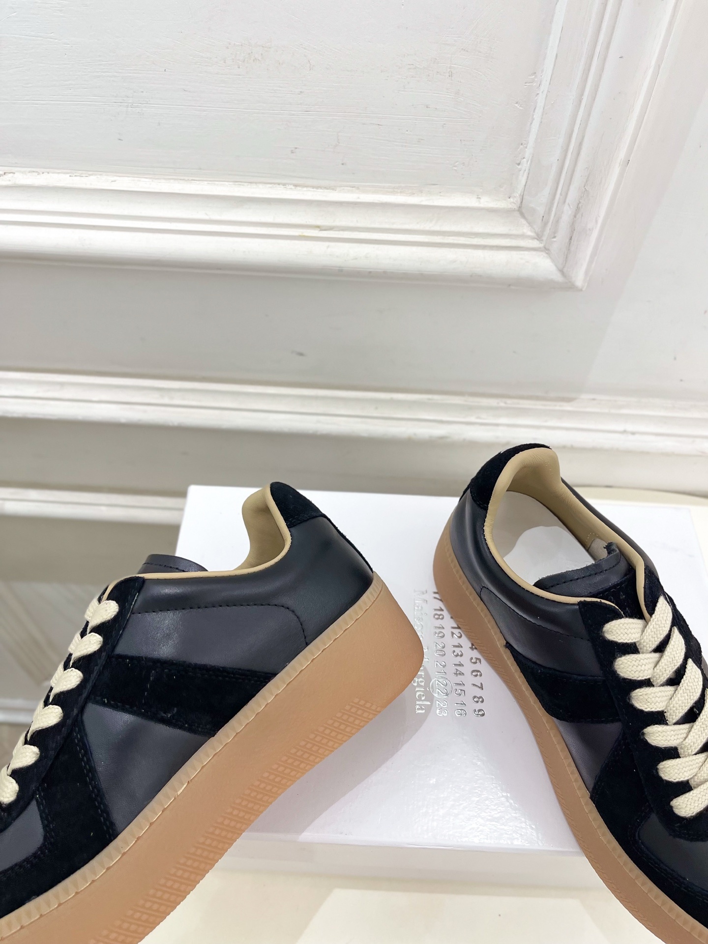 Maison Margiela· 马吉拉 2025ss 秋冬新品 厚底系带德训鞋休闲鞋—————————
