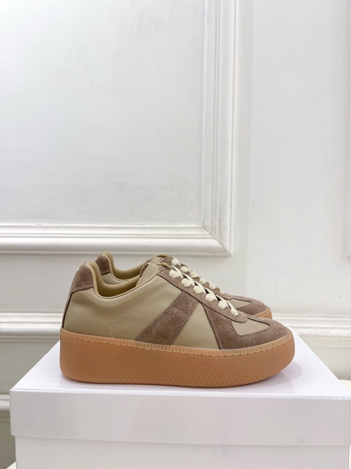 Maison Margiela· 马吉拉 2025ss 秋冬新品 厚底系带德训鞋休闲鞋—————————