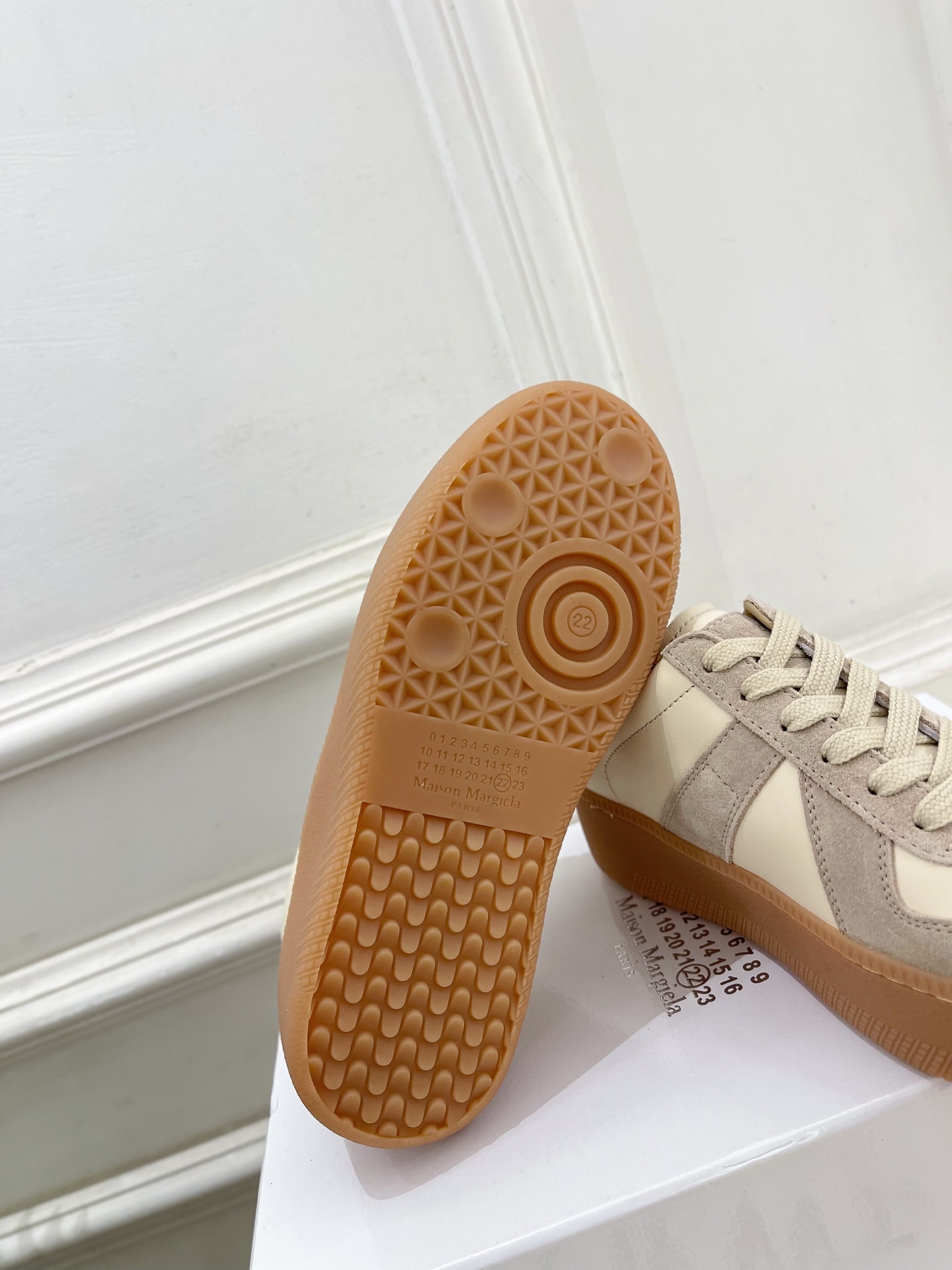 Maison Margiela· 马吉拉 2025ss 秋冬新品 厚底系带德训鞋休闲鞋—————————