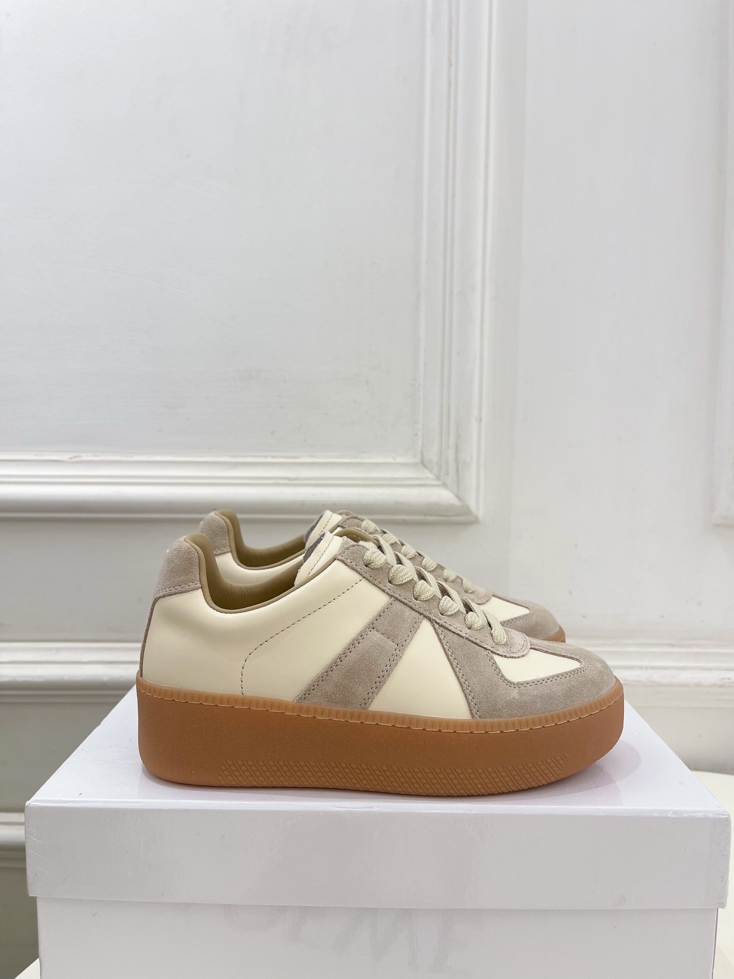 Maison Margiela· 马吉拉 2025ss 秋冬新品 厚底系带德训鞋休闲鞋—————————