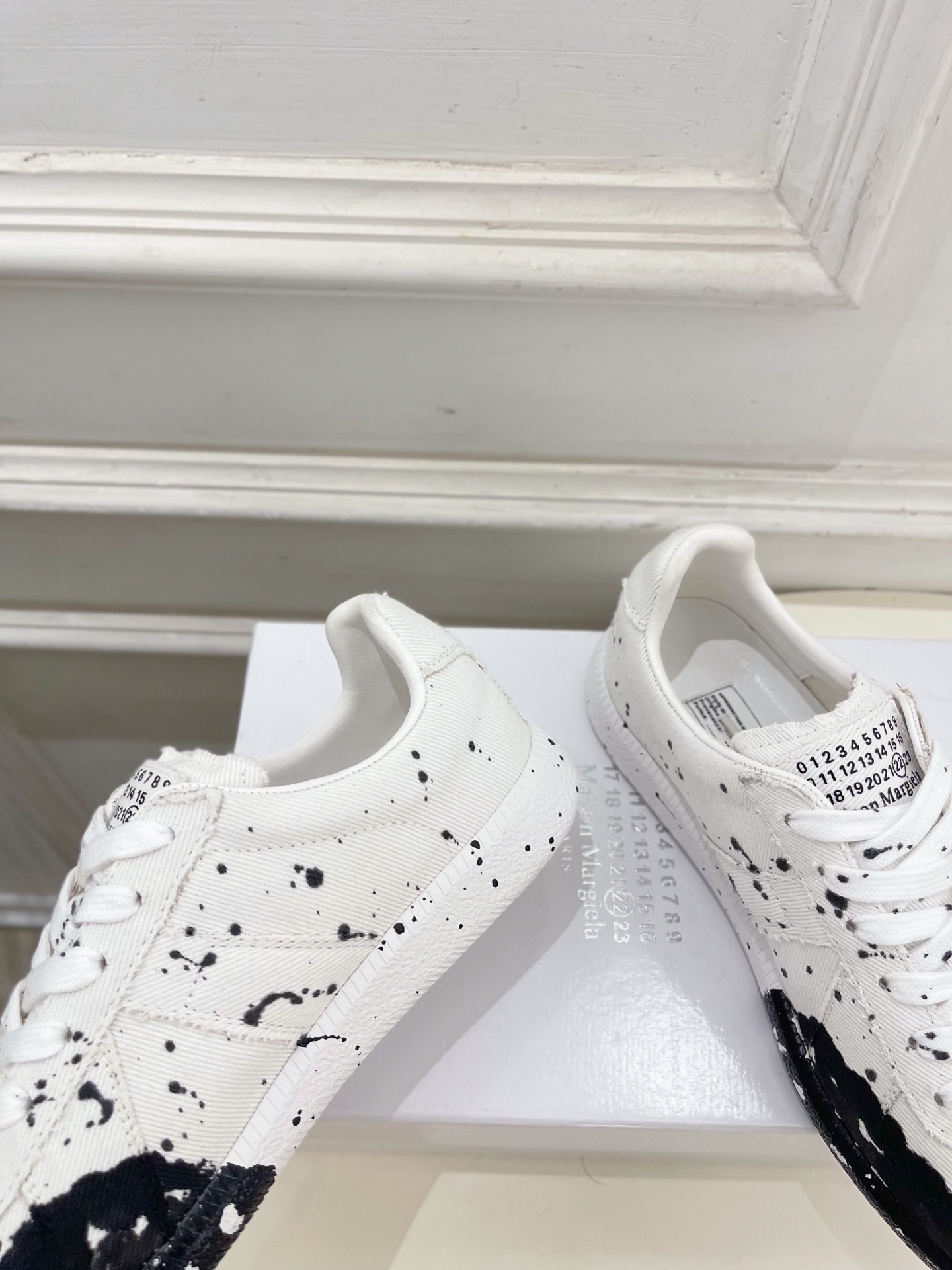Maison Margiela· 马吉拉 2025ss 秋冬新品 涂鸦帆布德训鞋 休闲鞋————————