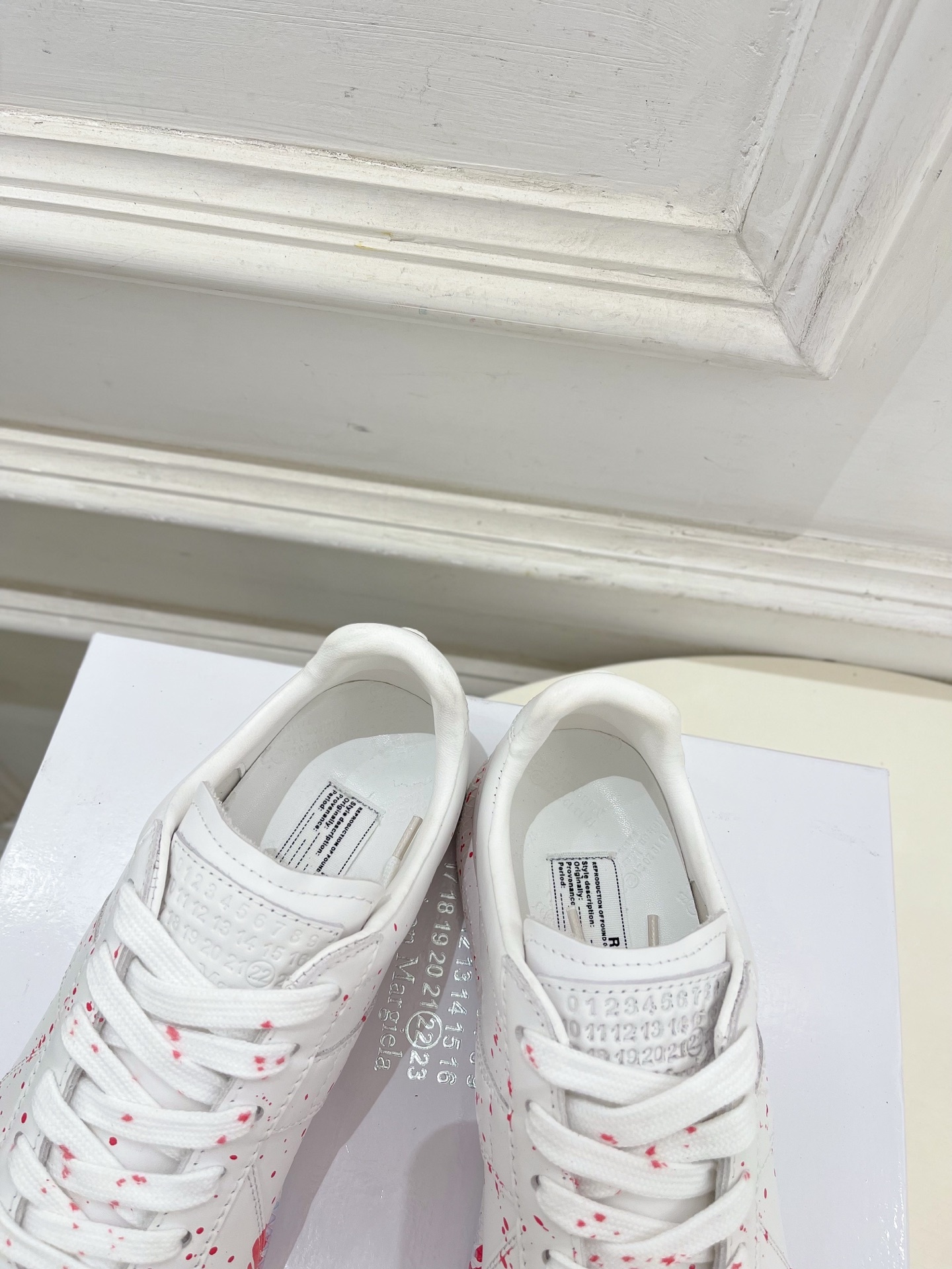 Maison Margiela· 马吉拉 2025ss 秋冬新品 涂鸦皮面德训鞋 休闲鞋————————