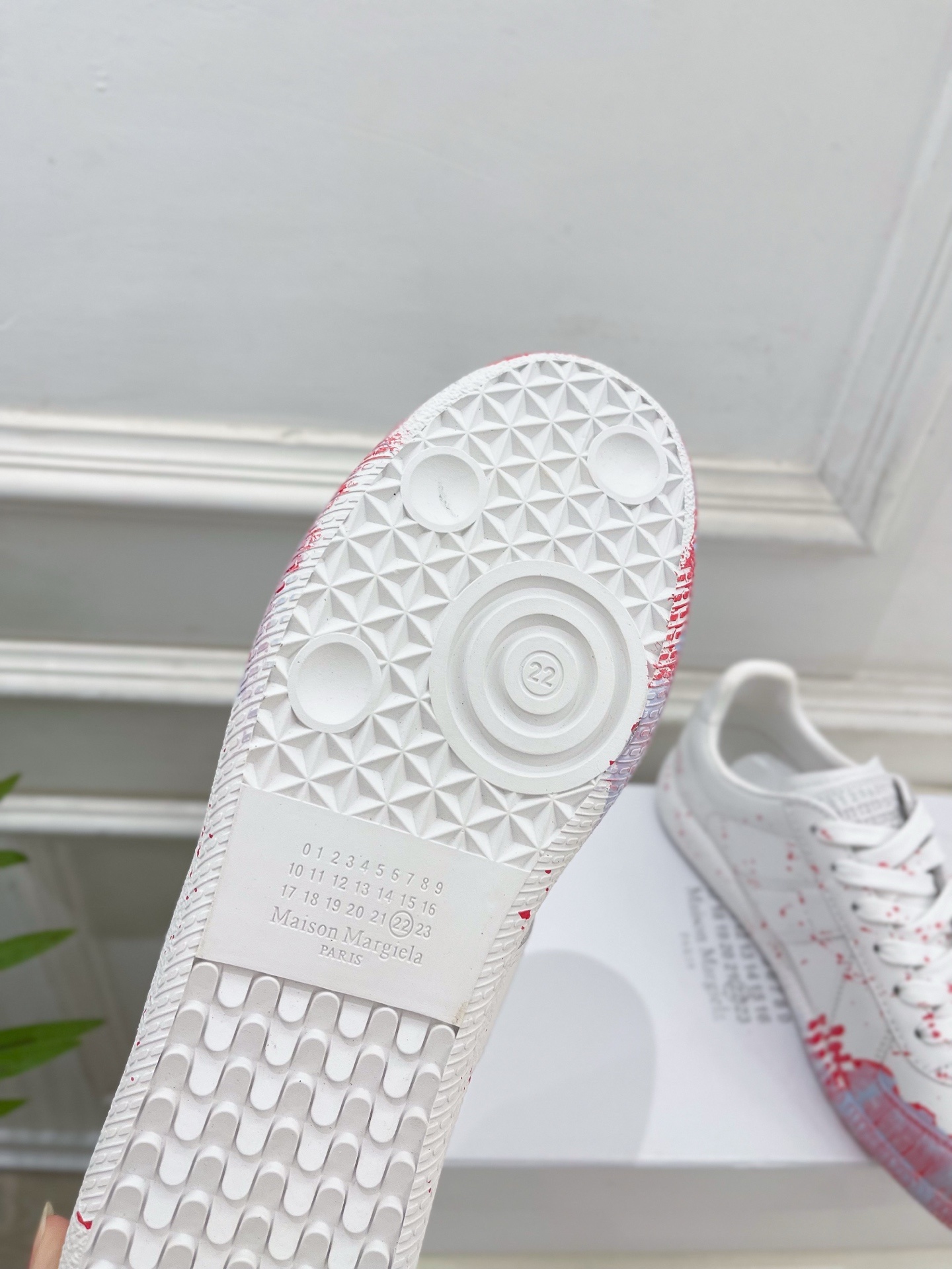 Maison Margiela· 马吉拉 2025ss 秋冬新品 涂鸦皮面德训鞋 休闲鞋————————