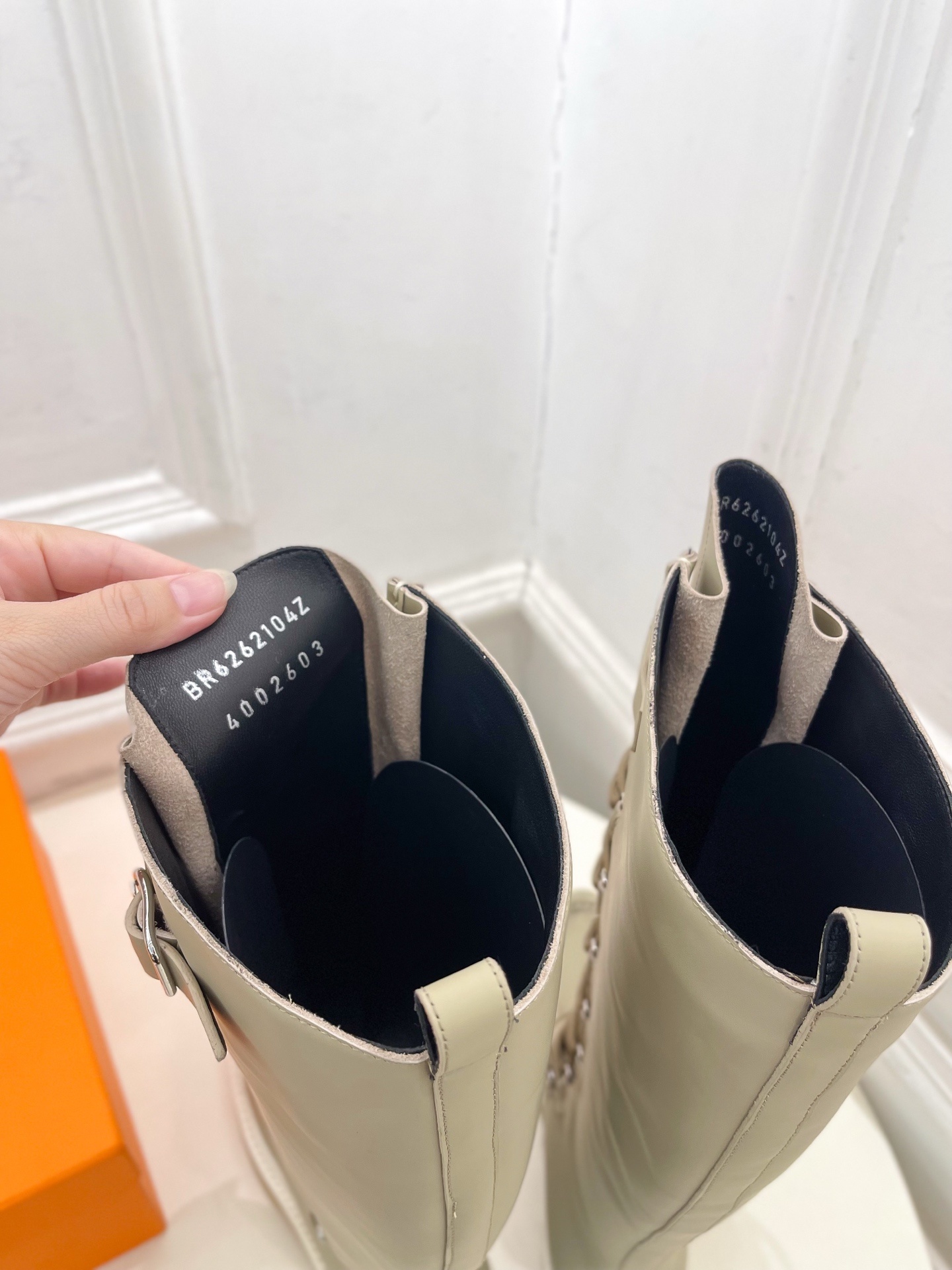 🐎𝐇𝐄𝐑𝐌𝐄* 爱玛仕 25𝐬𝐬 🌈专柜新款 2025秋冬最新走秀款Landscape系带骑士靴 长靴