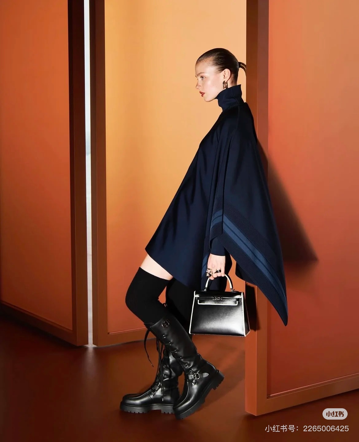 NO:533934,Foot-fitting demonstration, boots, boots19860909上脚搭配示范,靴子,boots,Women's Shoes