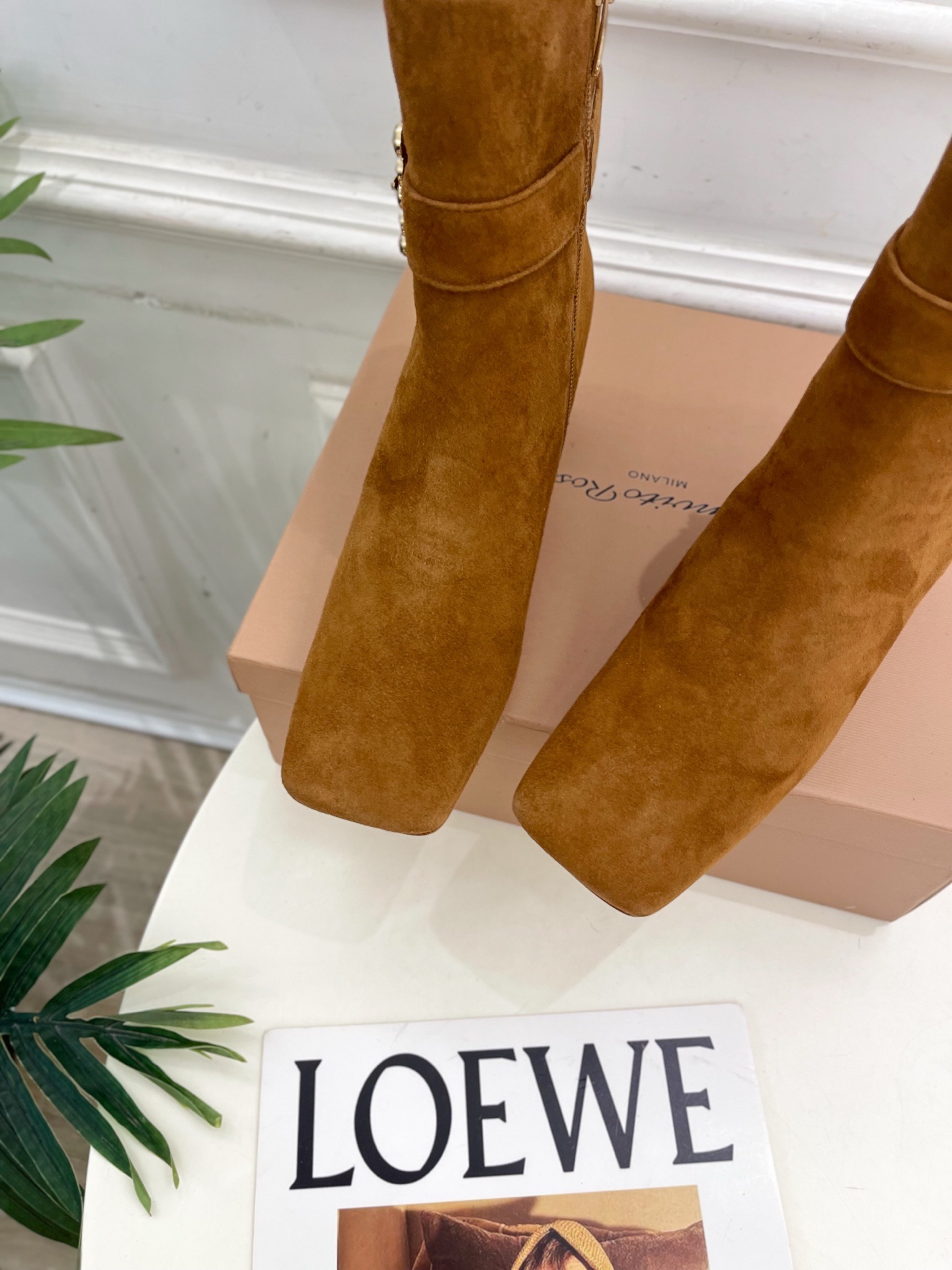 Gianvito Rossi|吉安维托·罗西 25𝐬𝐬2025秋冬新品 GR金属钻扣方头粗跟短靴 火爆上