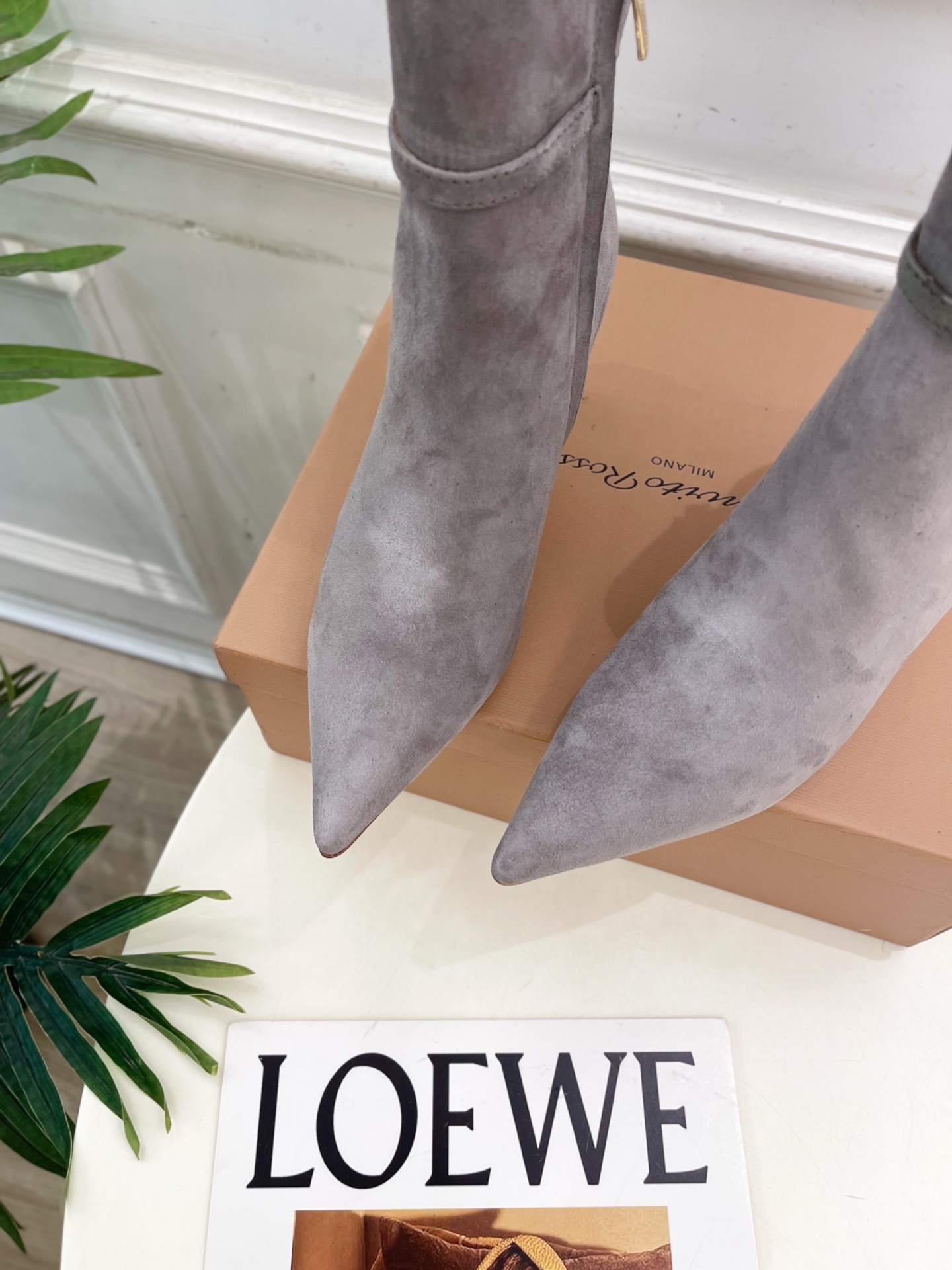 Gianvito Rossi|吉安维托·罗西 25𝐬𝐬2025秋冬新品 GR侧拉链尖头小猫跟短靴 火爆上