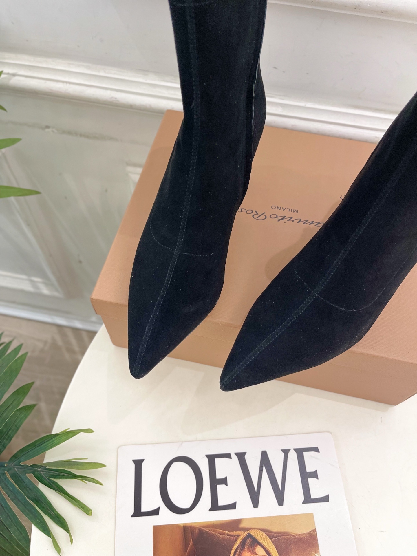 Gianvito Rossi|吉安维托·罗西 25𝐬𝐬2025秋冬新品 GR侧拉链尖头高跟短靴 火爆上新