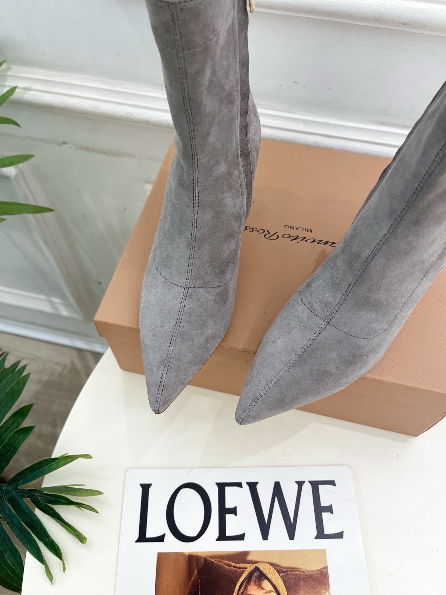 Gianvito Rossi|吉安维托·罗西 25𝐬𝐬2025秋冬新品 GR侧拉链尖头高跟短靴 火爆上新