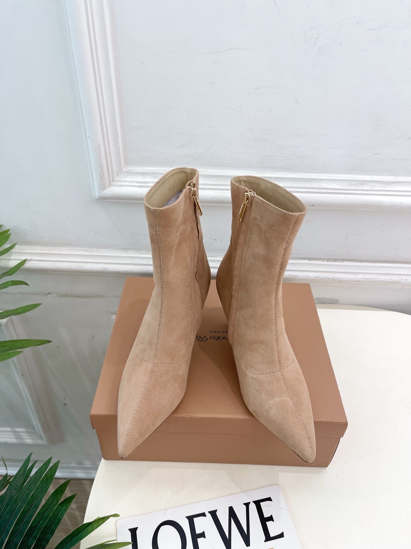 Gianvito Rossi|吉安维托·罗西 25𝐬𝐬2025秋冬新品 GR侧拉链尖头高跟短靴 火爆上新