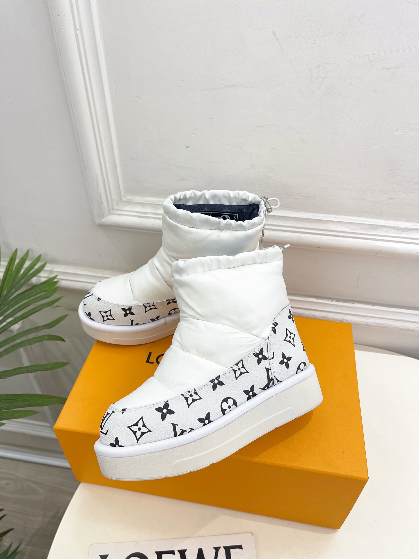LV | 路易威登 25𝐬𝐬 🧡💚2025秋冬新品 顶级版本⚠️专柜主打最新款LV 老花羽绒雪地靴 硬货