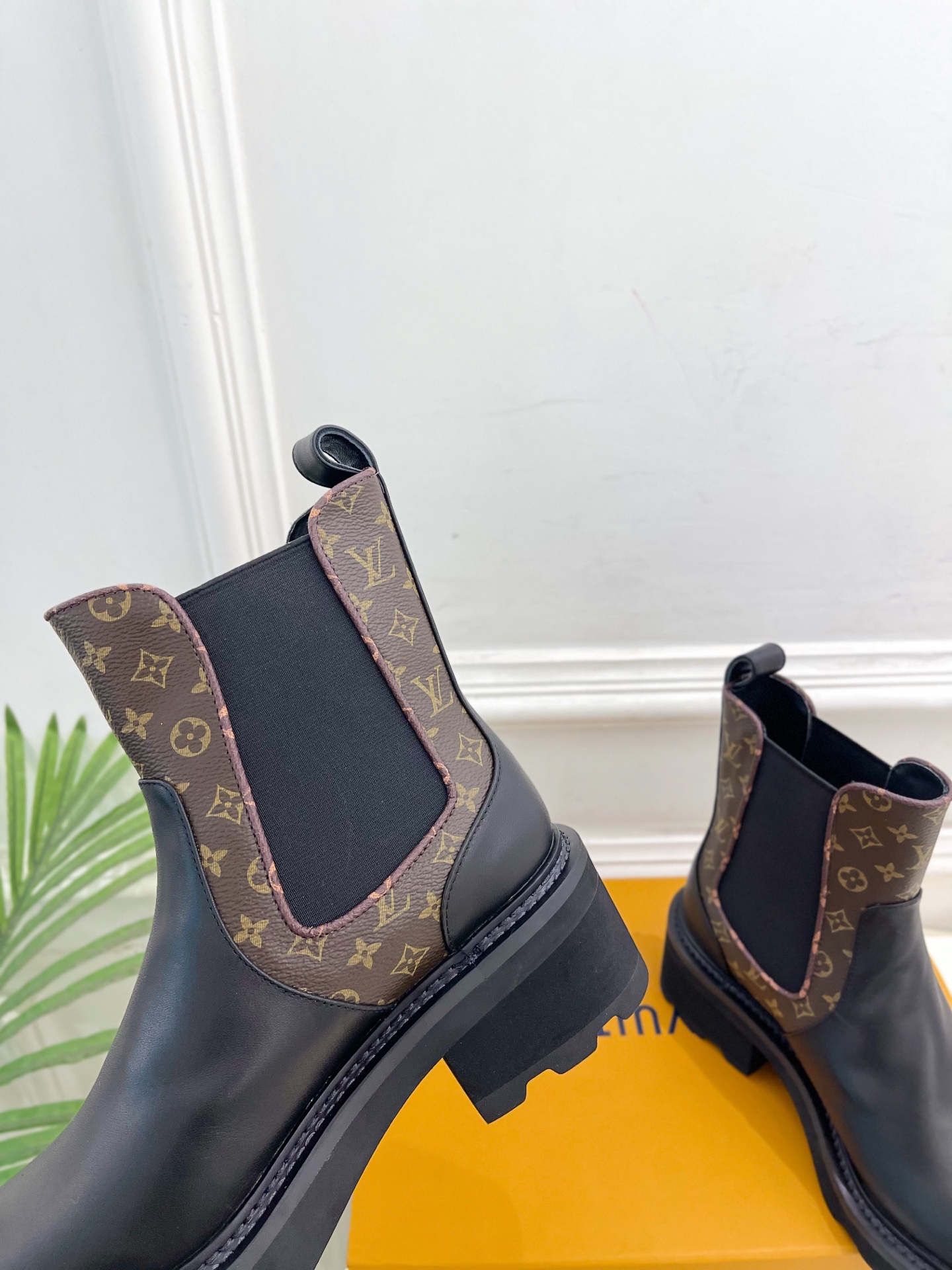 LV | 路易威登 25𝐬𝐬🧡💚2025秋冬新品 顶级版本⚠️专柜主打最新款 LV BEAUBOURG 