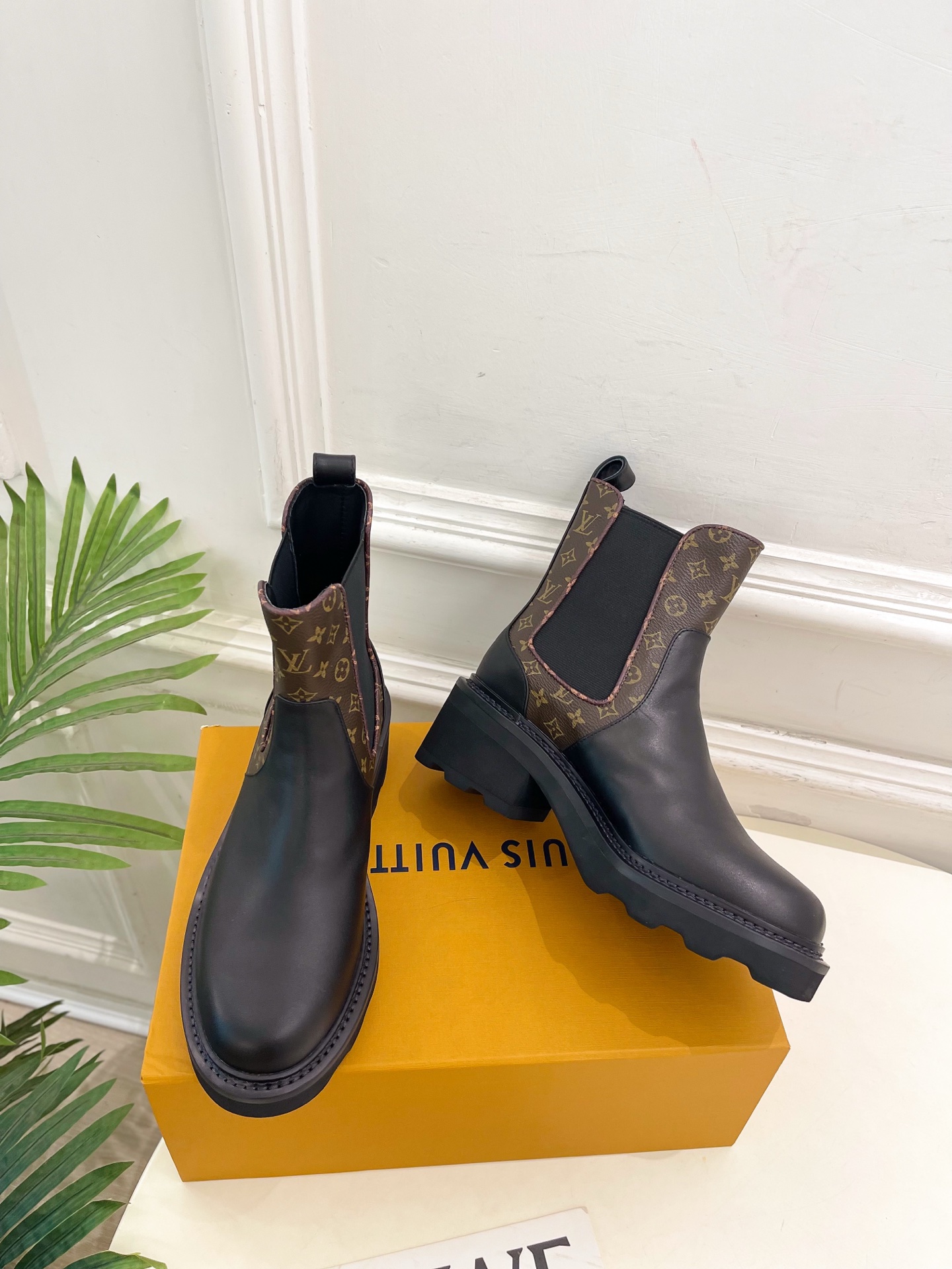 LV | 路易威登 25𝐬𝐬🧡💚2025秋冬新品 顶级版本⚠️专柜主打最新款 LV BEAUBOURG 