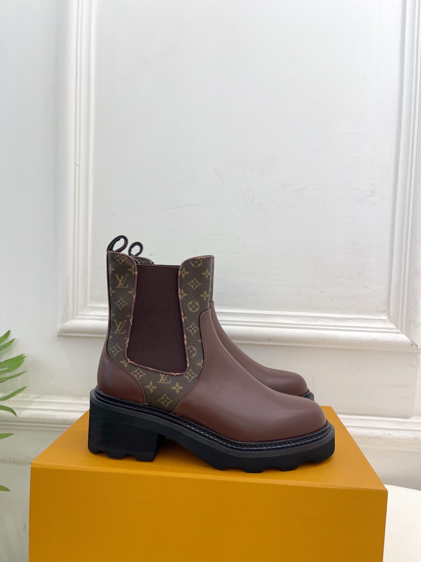 LV | 路易威登 25𝐬𝐬🧡💚2025秋冬新品 顶级版本⚠️专柜主打最新款 LV BEAUBOURG 