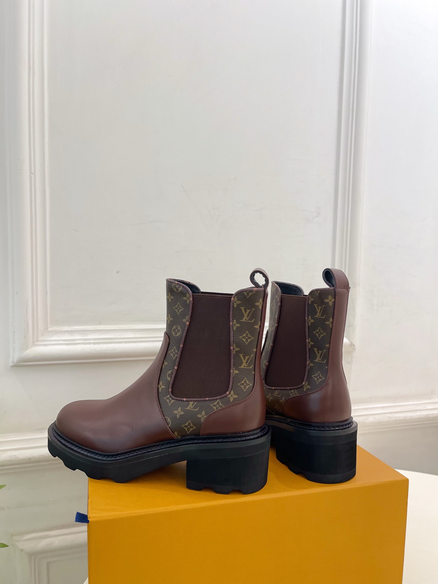 LV | 路易威登 25𝐬𝐬🧡💚2025秋冬新品 顶级版本⚠️专柜主打最新款 LV BEAUBOURG 
