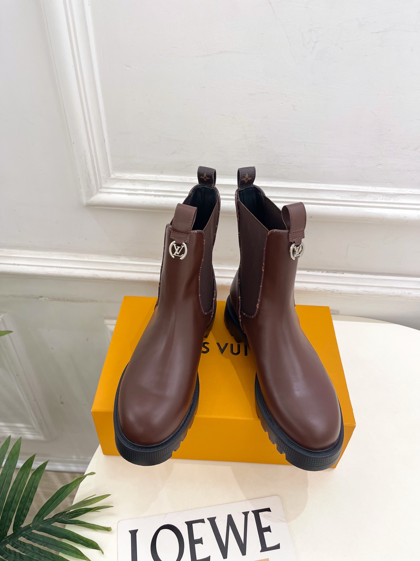 LV | 路易威登 25𝐬𝐬🧡💚2025秋冬新品 顶级版本⚠️专柜主打最新款 经典老花切尔西短靴 硬货上