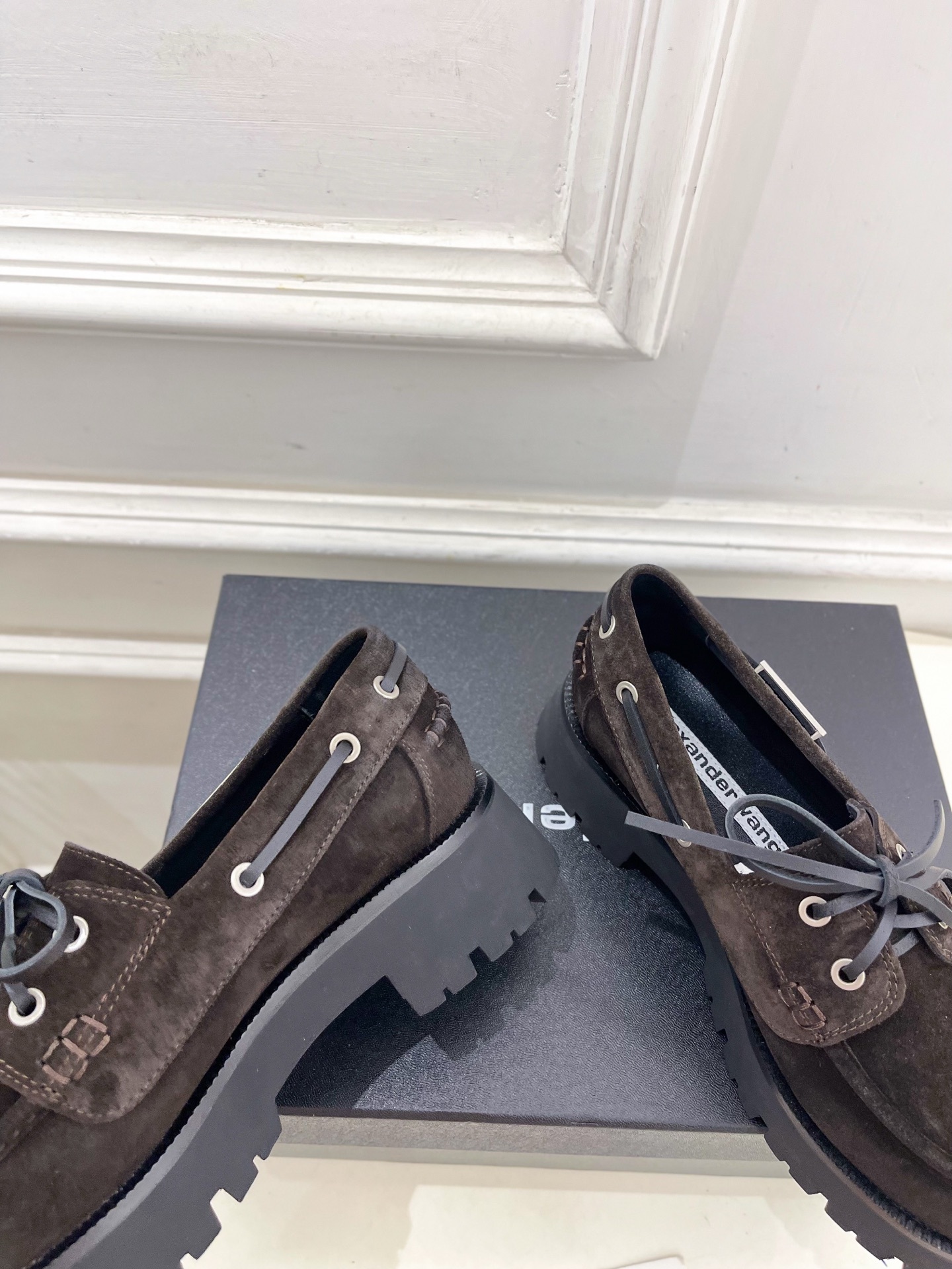 Alexander wang 亚力山•大王2025秋冬新品 大王松糕厚底乐福鞋————————————在