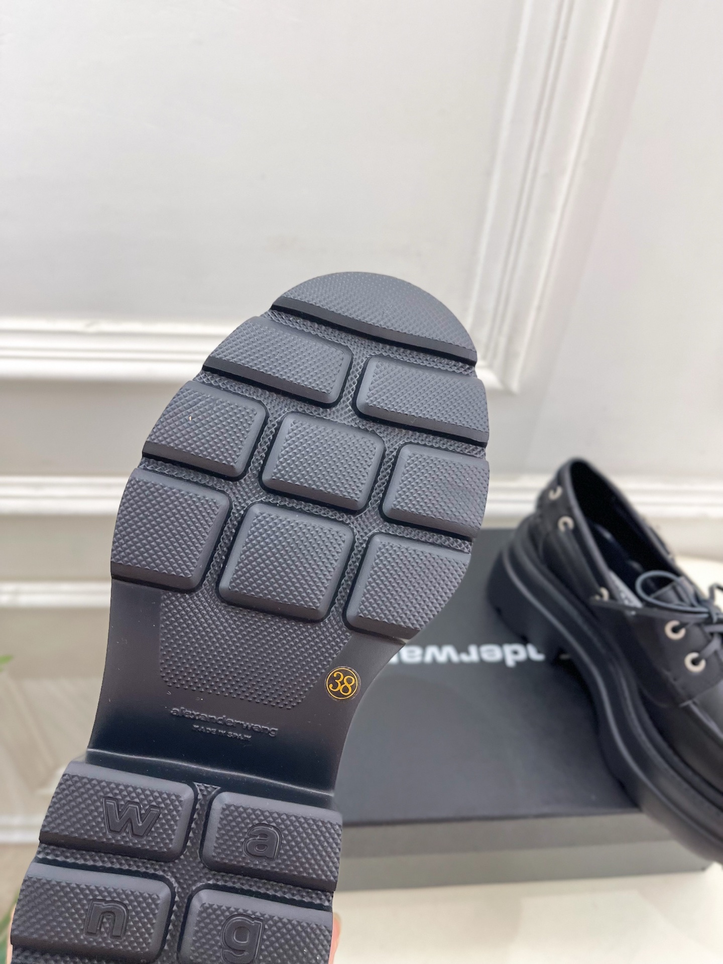 Alexander wang 亚力山•大王2025秋冬新品 大王松糕厚底乐福鞋————————————在
