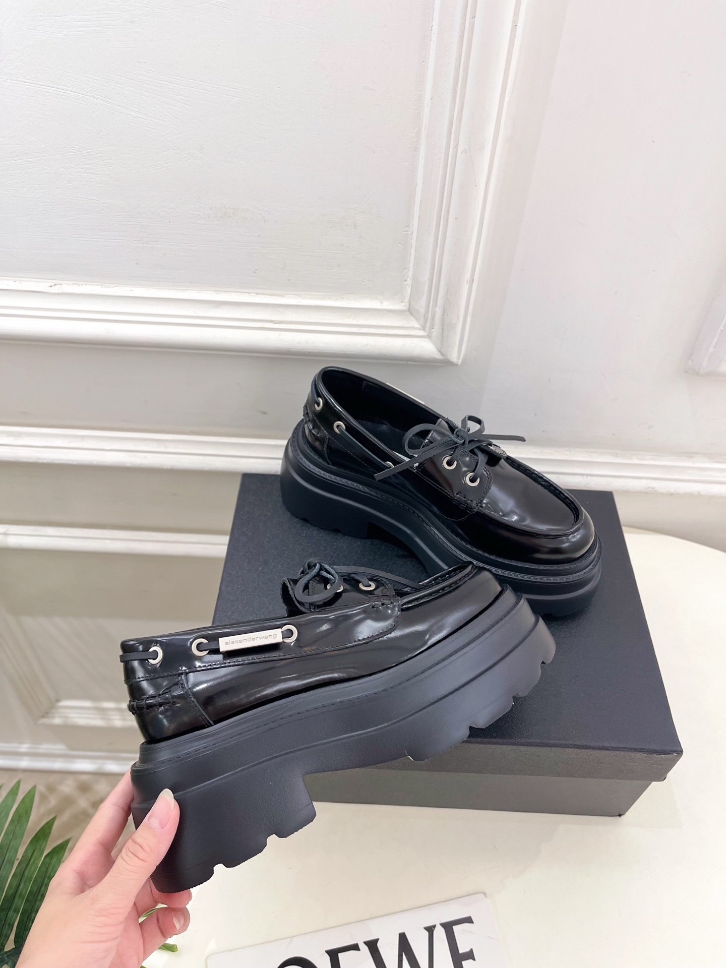 Alexander wang 亚力山•大王2025秋冬新品 大王松糕厚底乐福鞋————————————在
