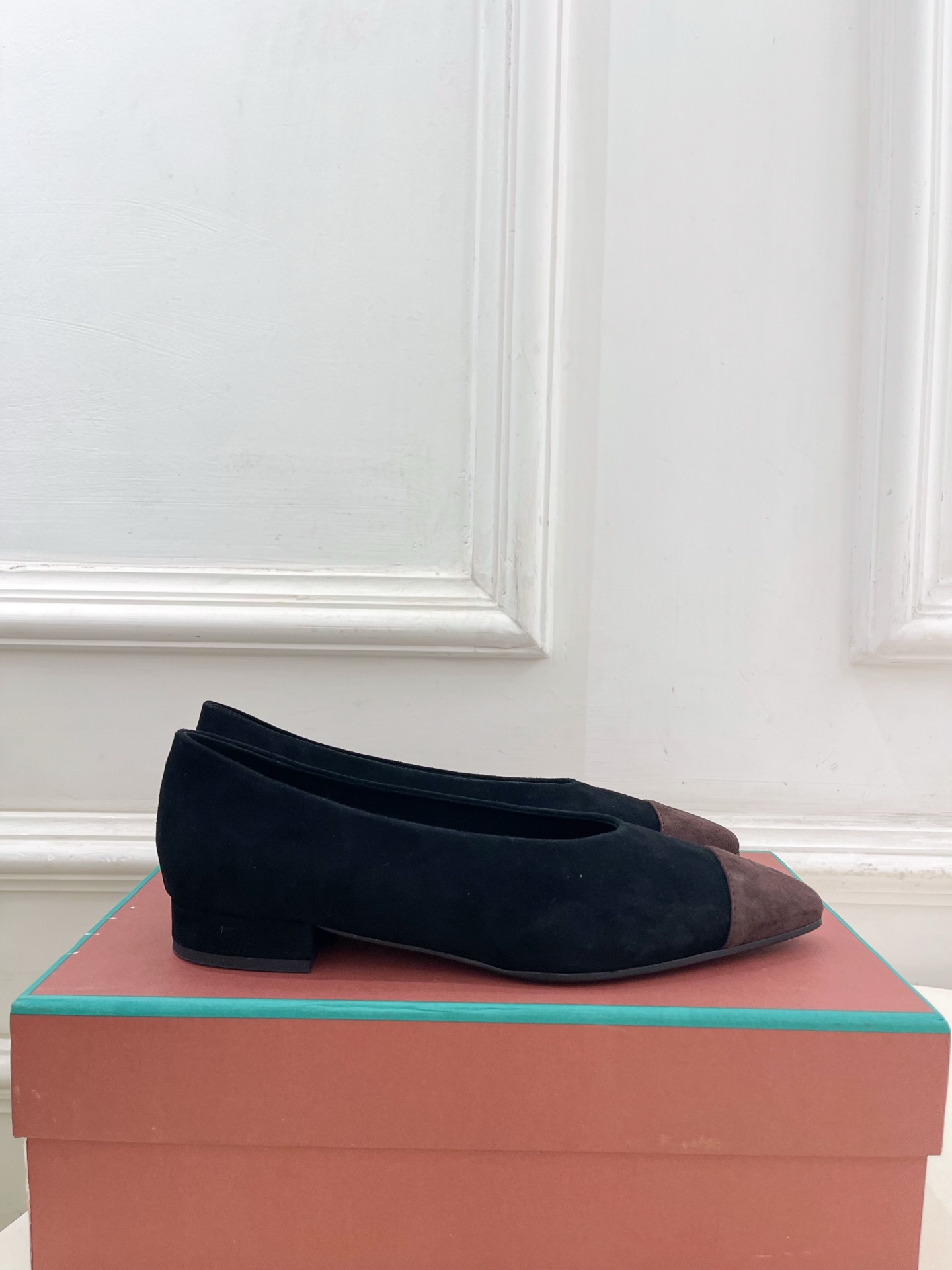 Loro Piana 乐悠翩雅 代购级别⚠️2025秋冬新品 Rebecca拼色平底芭蓄舞鞋 —————