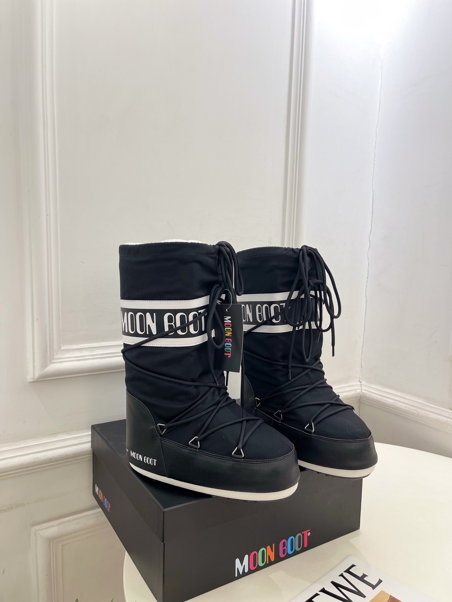 Moon Boot 月亮靴2025秋冬爆款雪地靴系列 这款丑萌滑雪鞋今年非常爆,色彩搭配非常时尚 超酷个