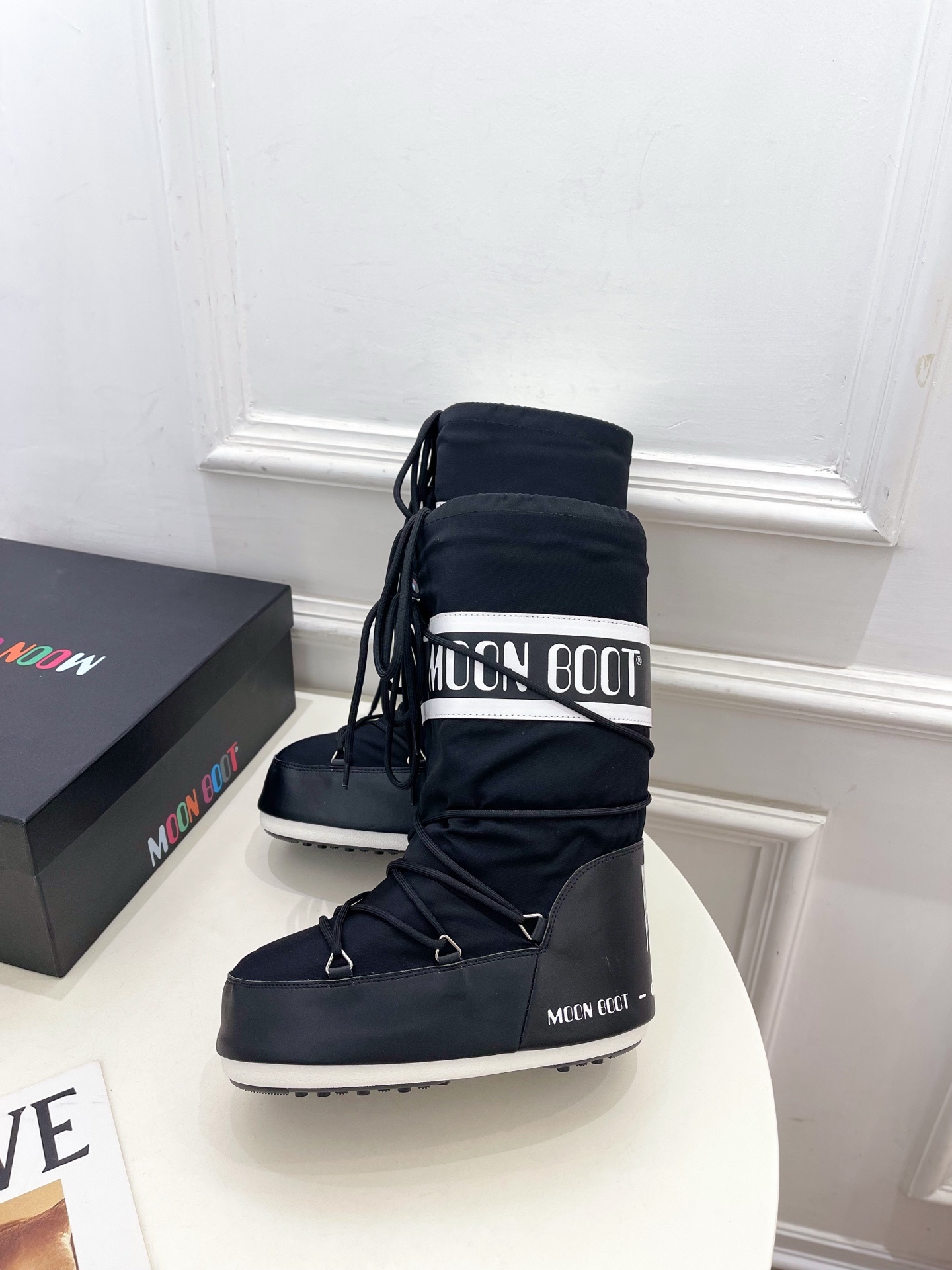 Moon Boot 月亮靴2025秋冬爆款雪地靴系列 这款丑萌滑雪鞋今年非常爆,色彩搭配非常时尚 超酷个
