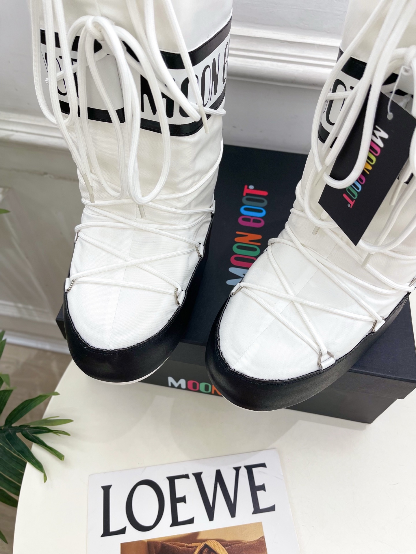 Moon Boot 月亮靴2025秋冬爆款雪地靴系列 这款丑萌滑雪鞋今年非常爆,色彩搭配非常时尚 超酷个