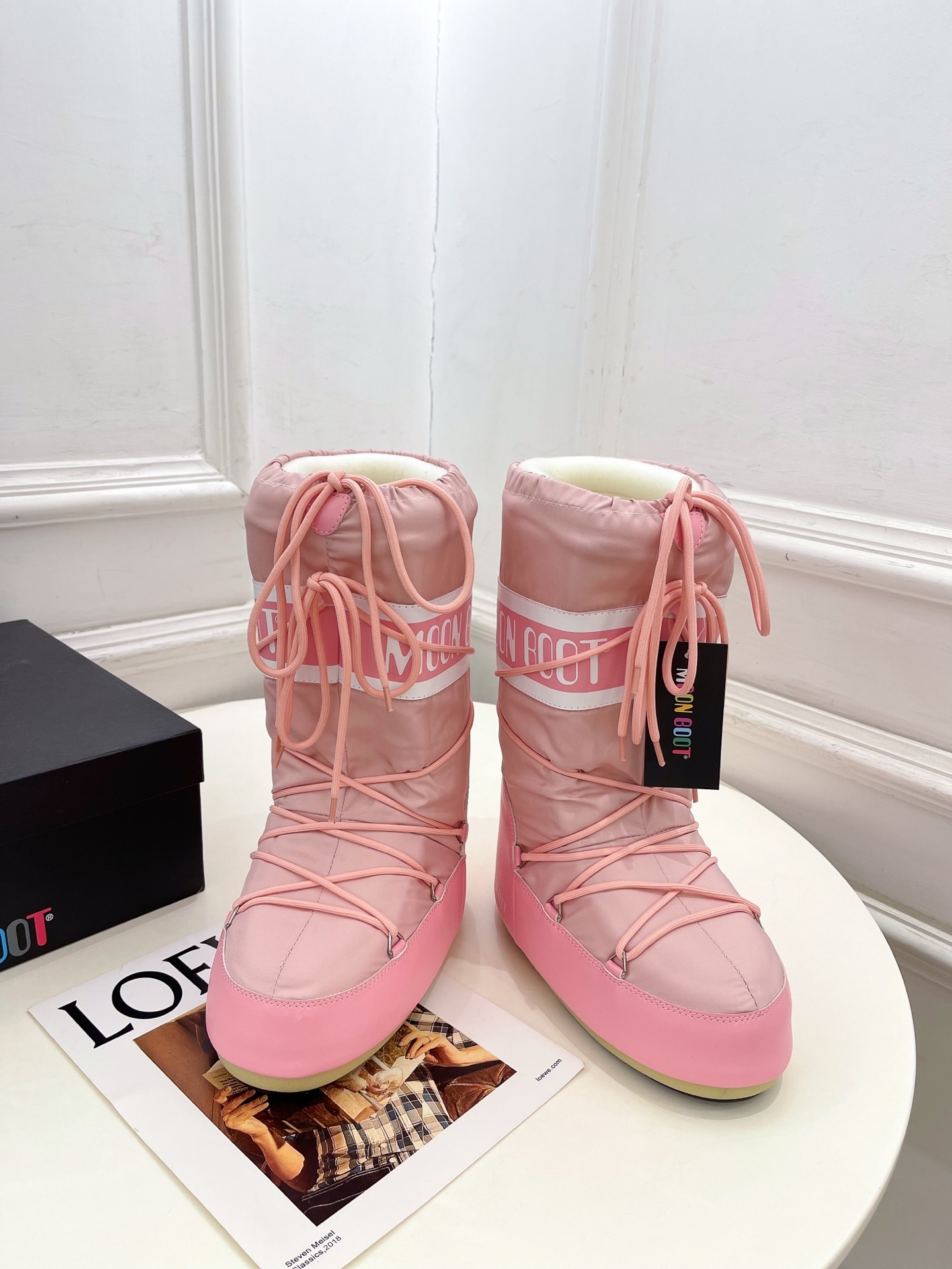 Moon Boot 月亮靴2025秋冬爆款雪地靴系列 这款丑萌滑雪鞋今年非常爆,色彩搭配非常时尚 超酷个