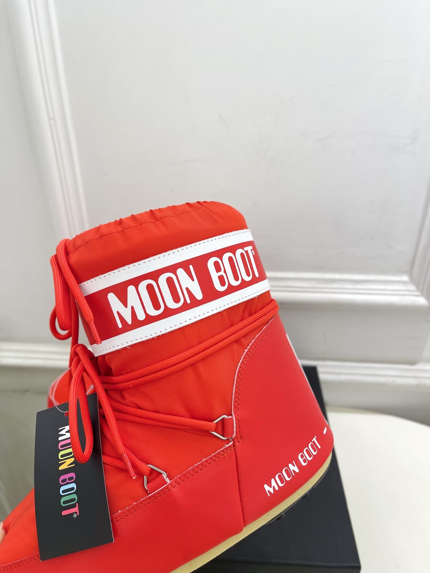 Moon Boot 月亮靴2025秋冬爆款雪地靴系列 这款丑萌滑雪鞋今年非常爆,色彩搭配非常时尚 超酷个
