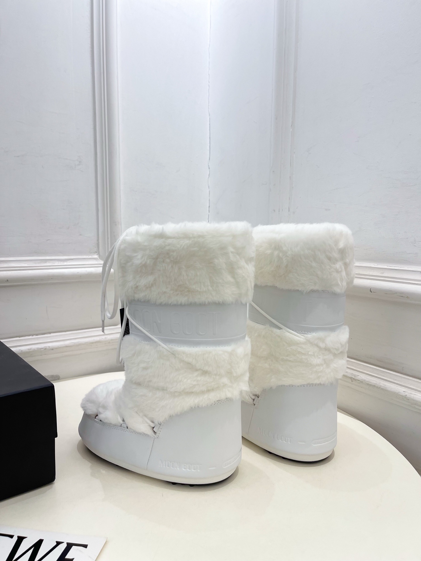Moon Boot 月亮靴2025秋冬爆款雪地靴系列 这款丑萌滑雪鞋今年非常爆,色彩搭配非常时尚 超酷个
