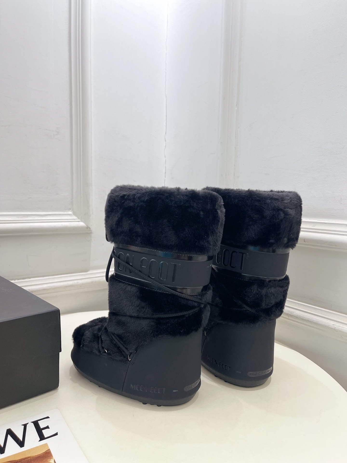 Moon Boot 月亮靴2025秋冬爆款雪地靴系列 这款丑萌滑雪鞋今年非常爆,色彩搭配非常时尚 超酷个