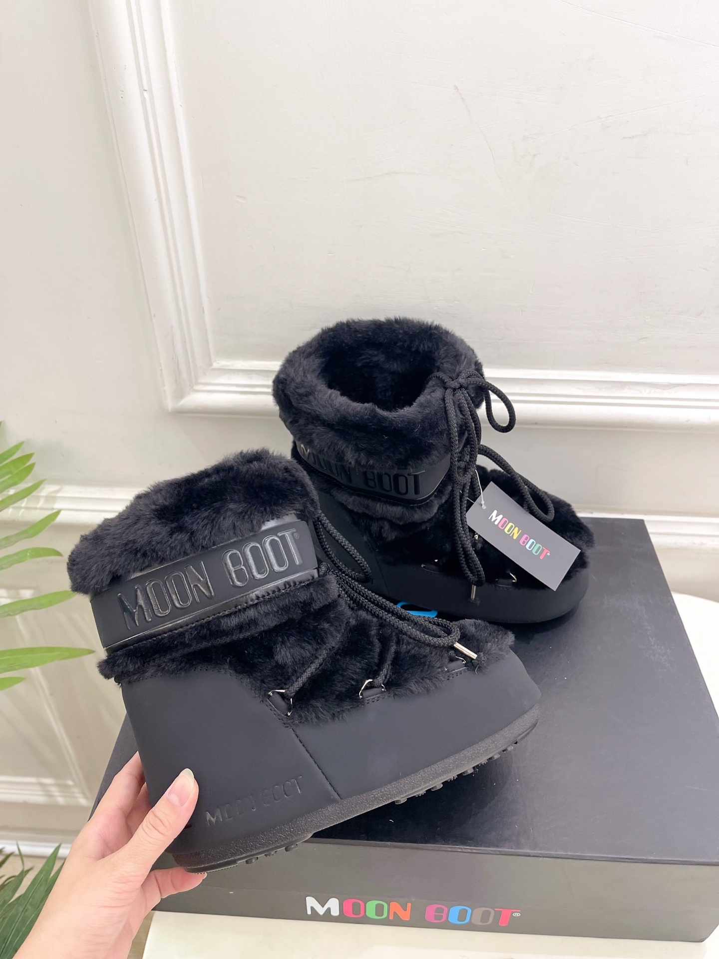 Moon Boot 月亮靴2025秋冬爆款雪地靴系列 这款丑萌滑雪鞋今年非常爆,色彩搭配非常时尚 超酷个